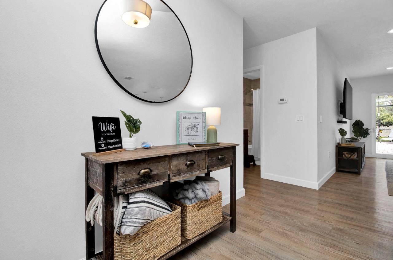 PALMA SOLA PARK - Residential