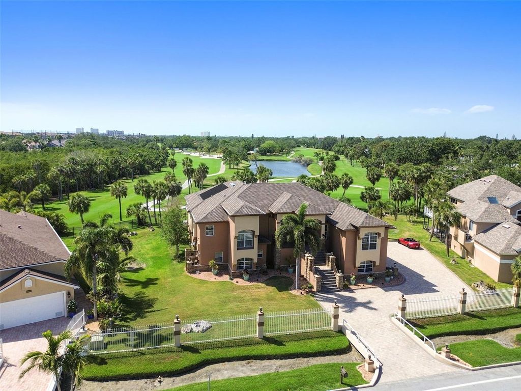 Photo of 2605 59th Street S, Gulfport, FL 33707 (MLS # TB8379600)