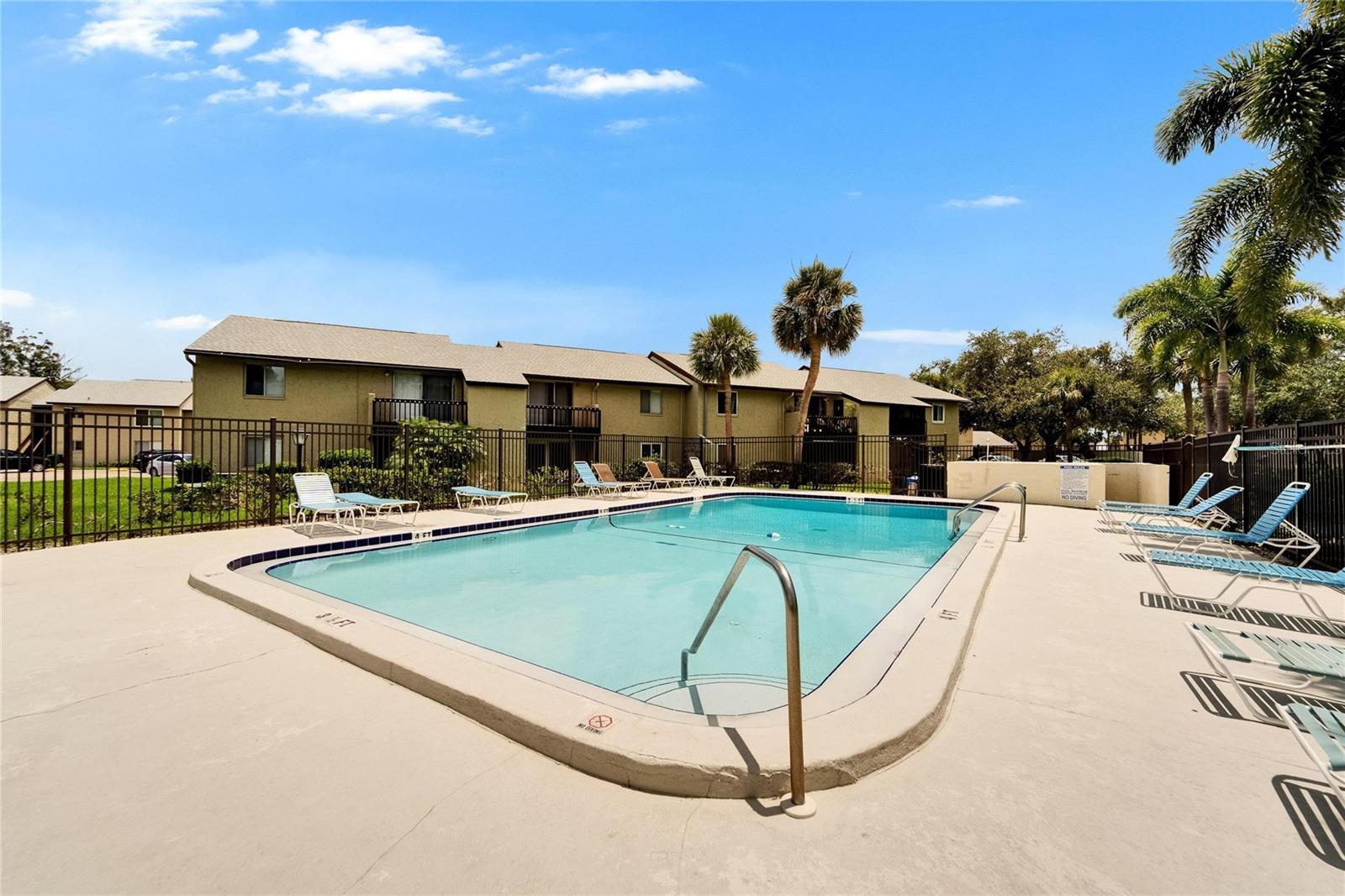 WOODSIDE VILLAGE CONDO - Residential