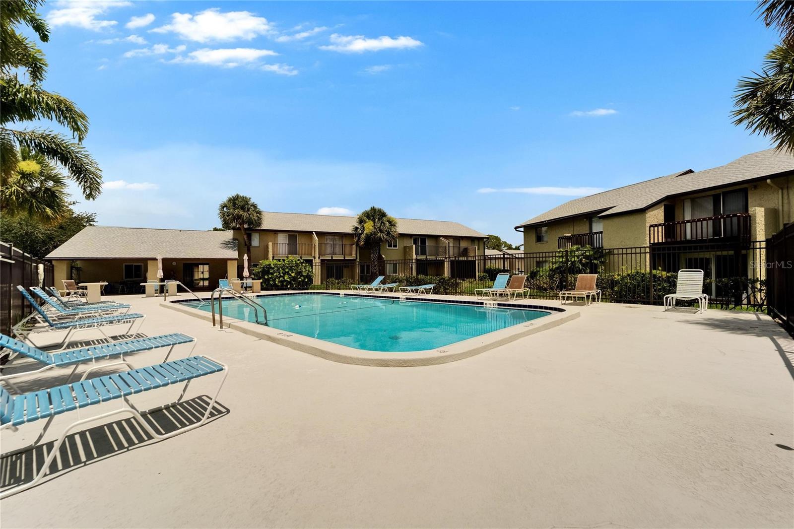 WOODSIDE VILLAGE CONDO - Residential