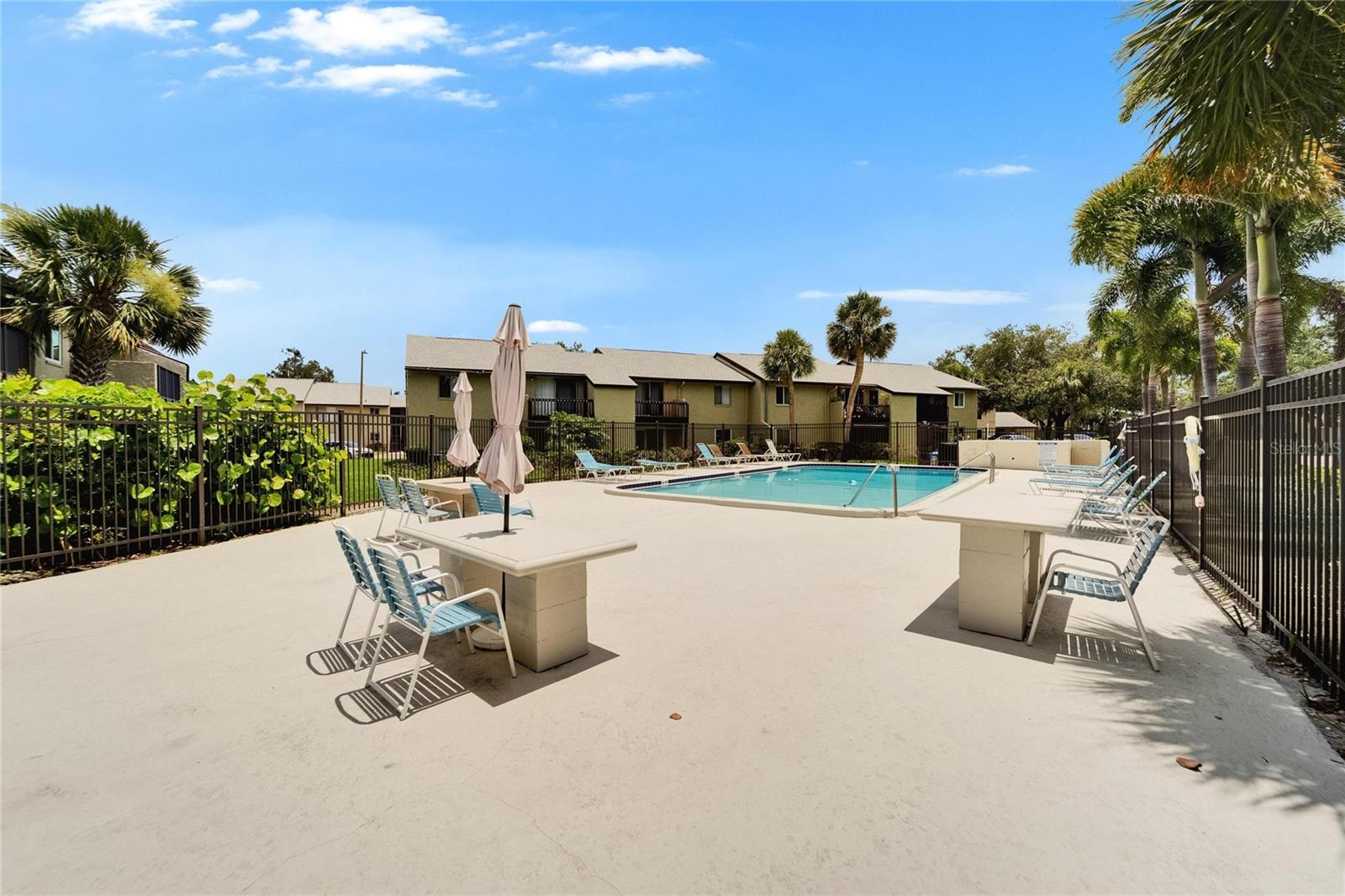 WOODSIDE VILLAGE CONDO - Residential