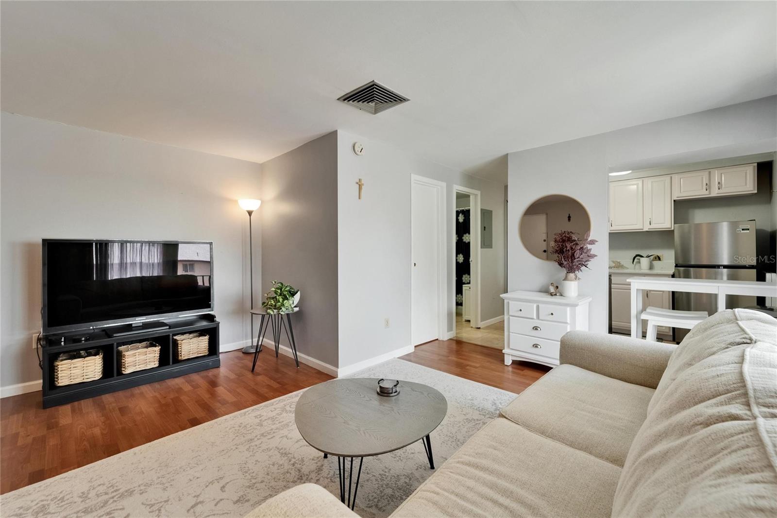 WOODSIDE VILLAGE CONDO - Residential
