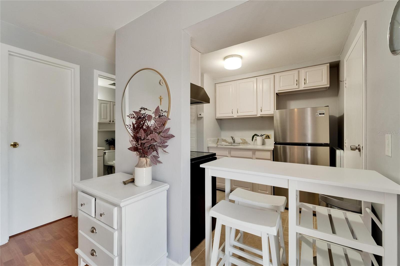 WOODSIDE VILLAGE CONDO - Residential