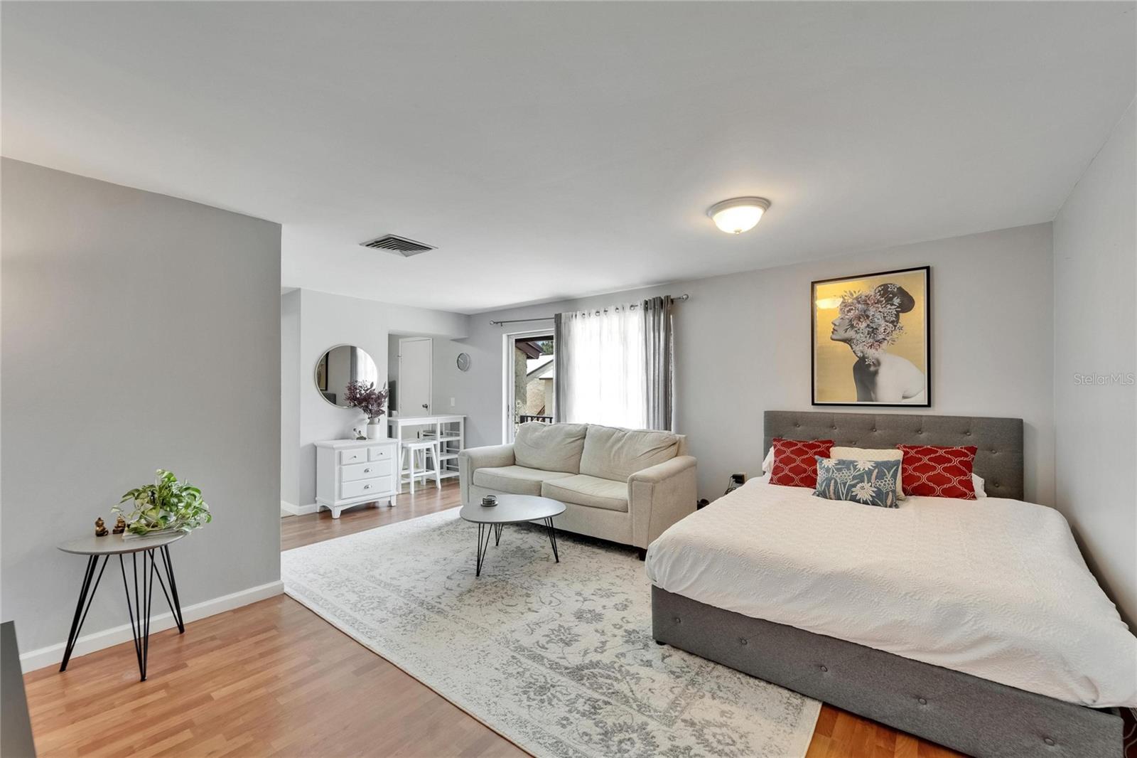 WOODSIDE VILLAGE CONDO - Residential