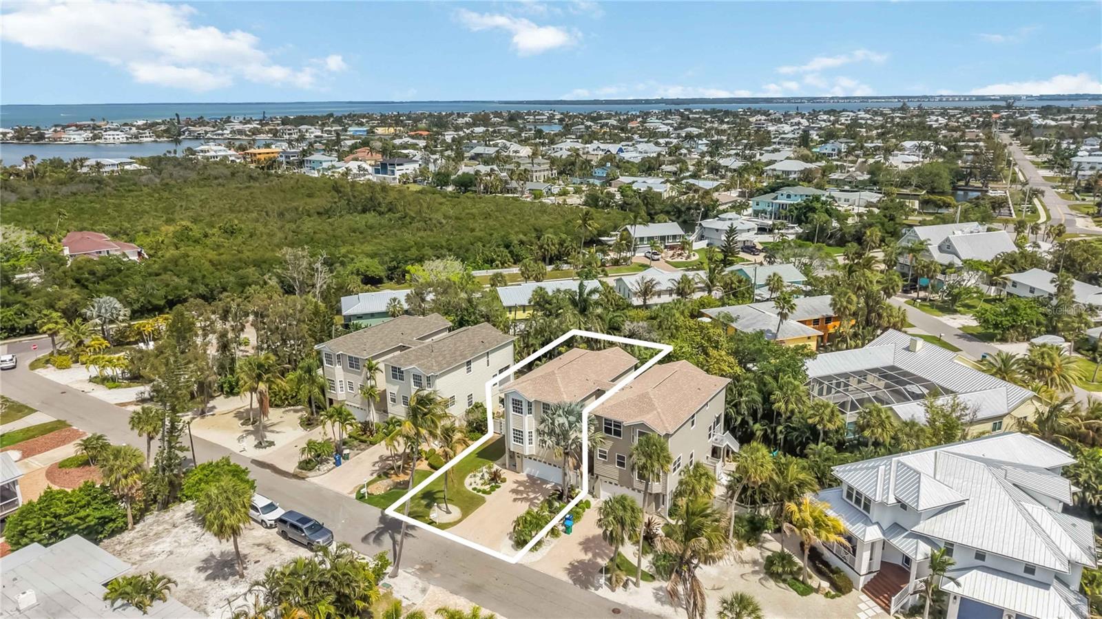 BEACHWALK TWNHMS PH 2 - Residential