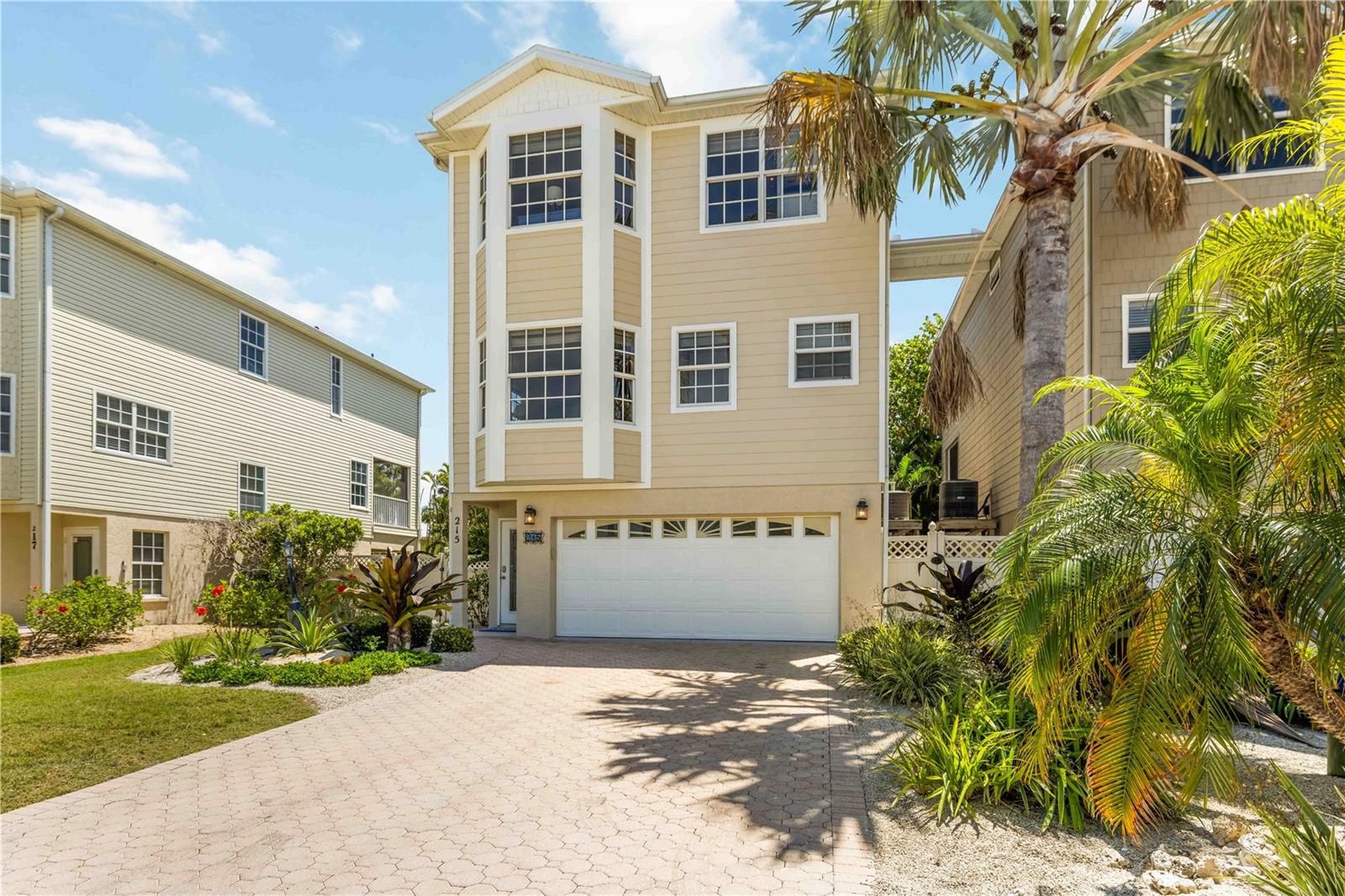 BEACHWALK TWNHMS PH 2 - Residential