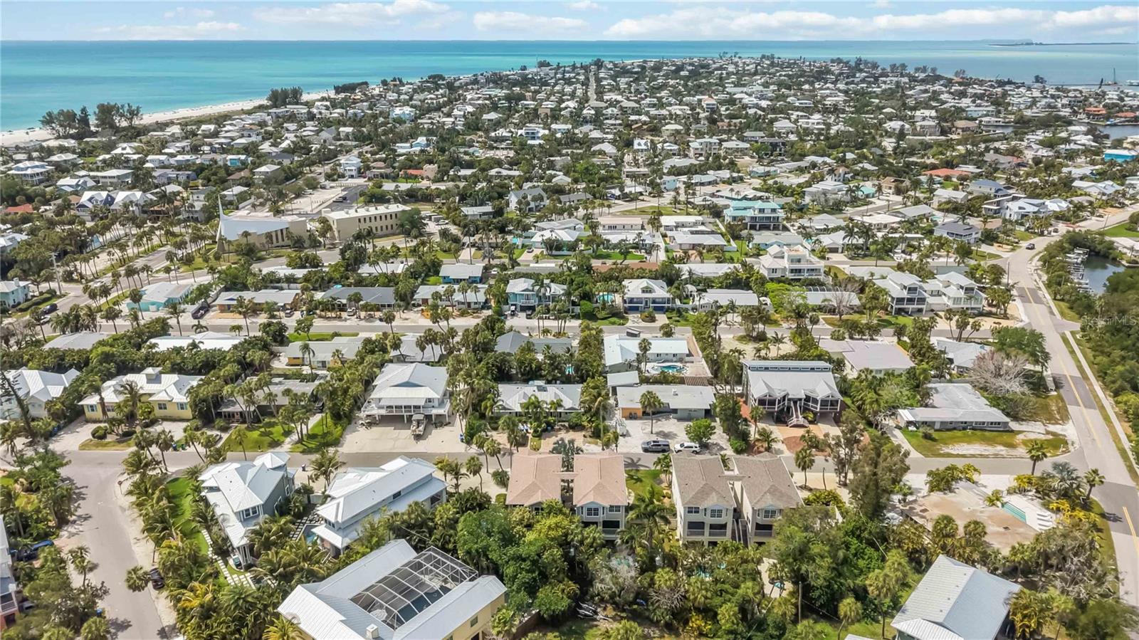 BEACHWALK TWNHMS PH 2 - Residential