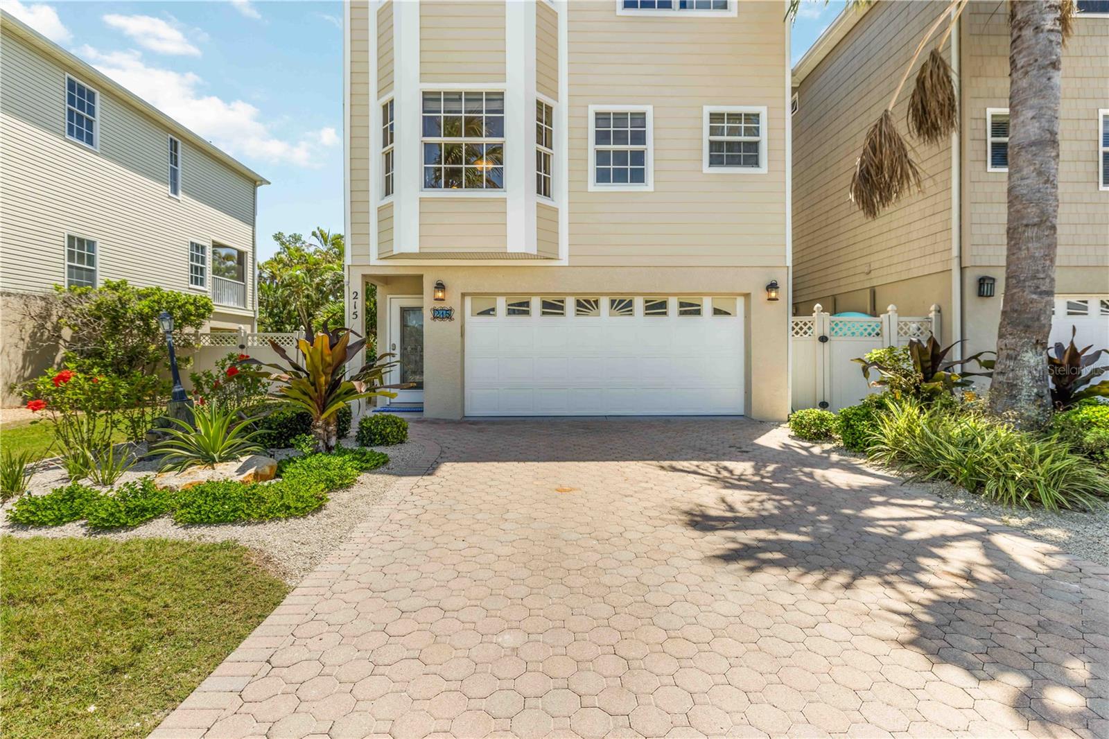 BEACHWALK TWNHMS PH 2 - Residential