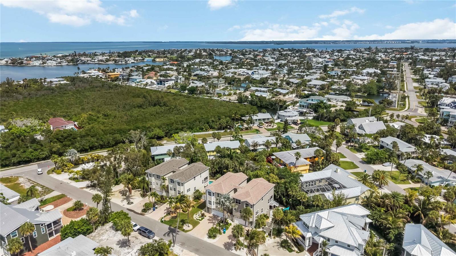 BEACHWALK TWNHMS PH 2 - Residential