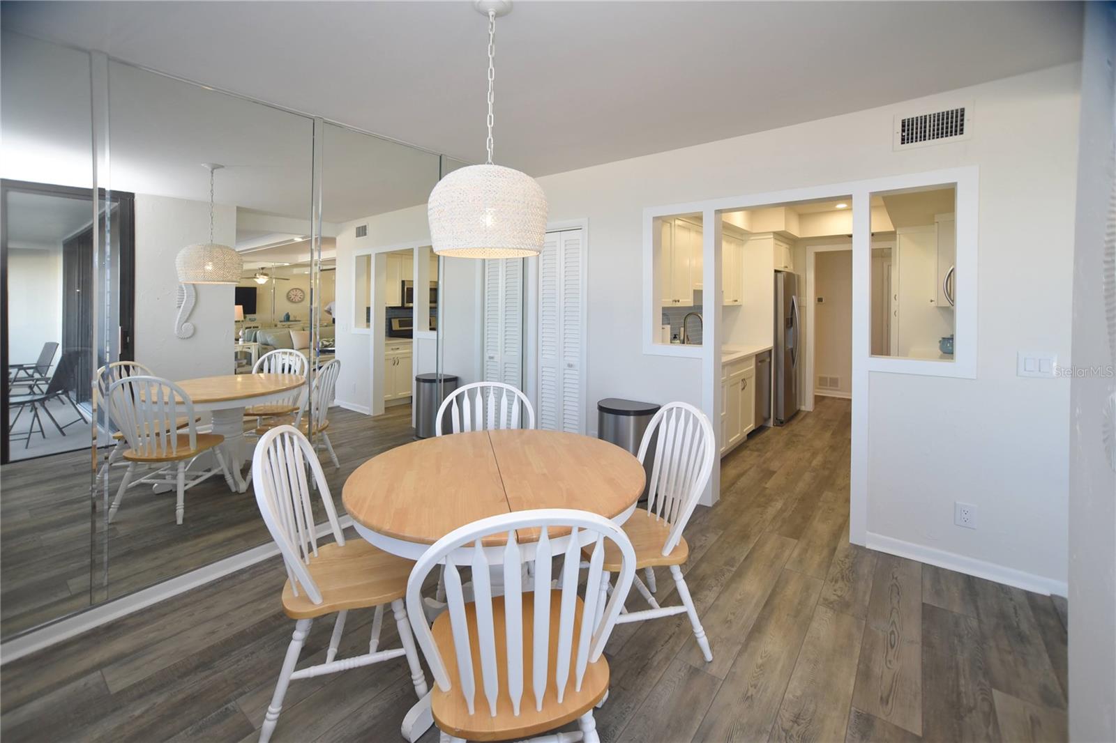 SAN SEAIR CONDO - Residential