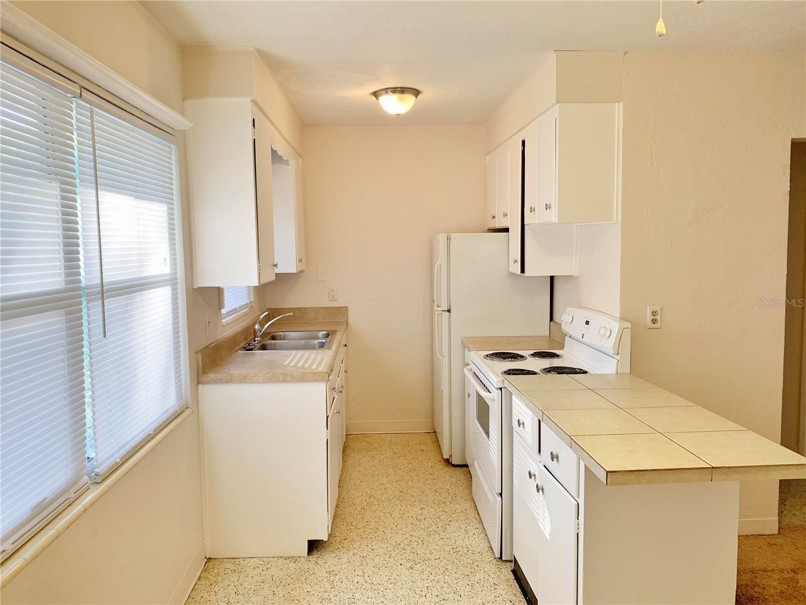 CLARK LAKES SUB - Residential Lease