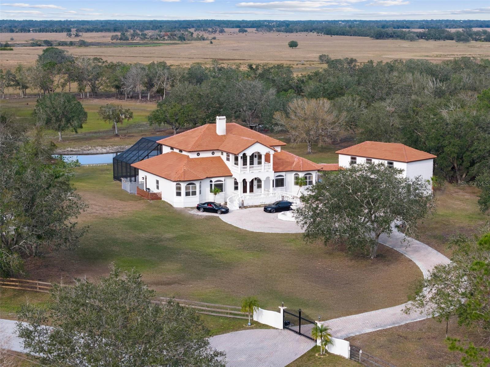 1450 BERN CREEK LOOP