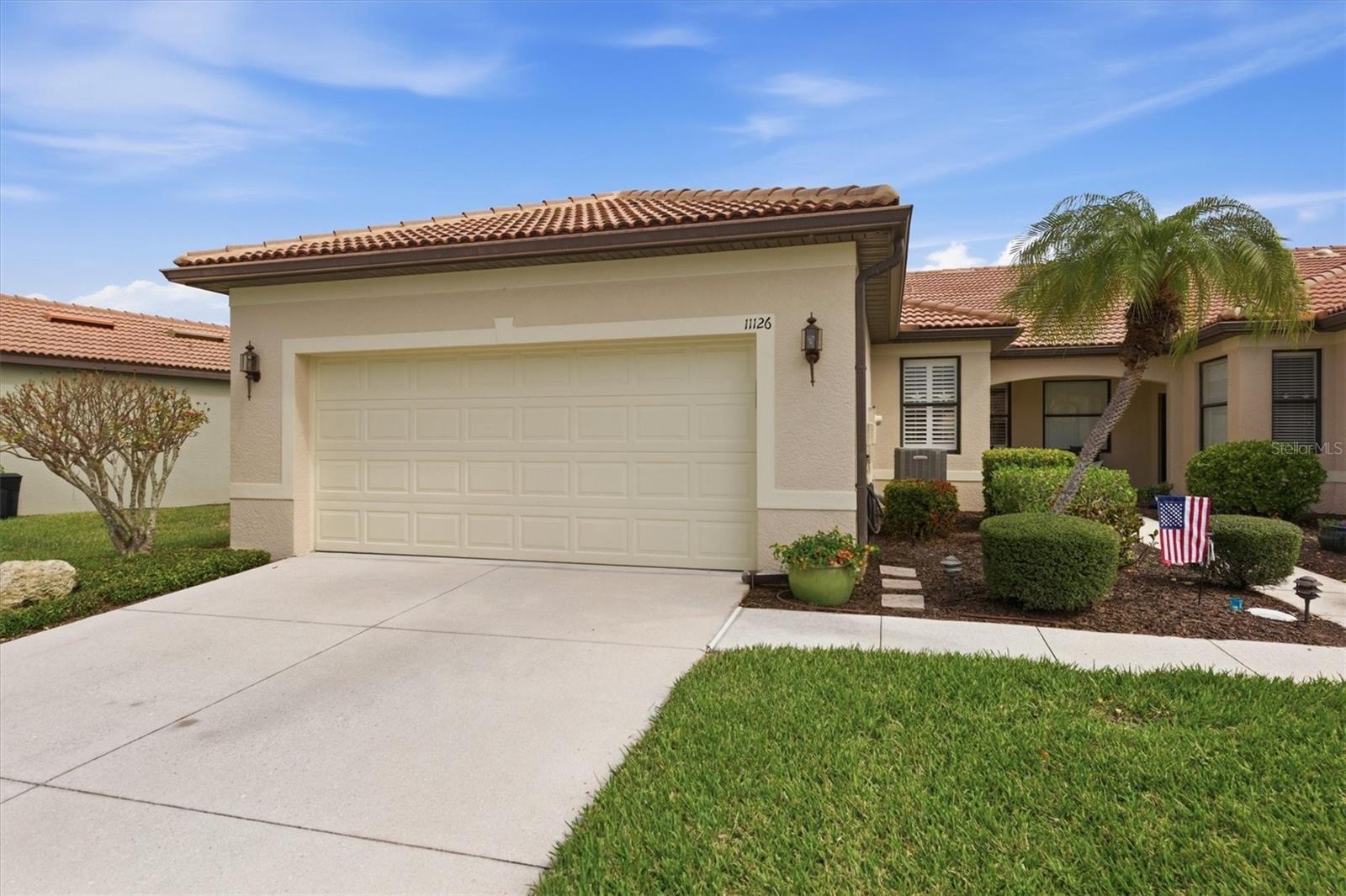 VENETIAN FALLS PH 2 - Residential