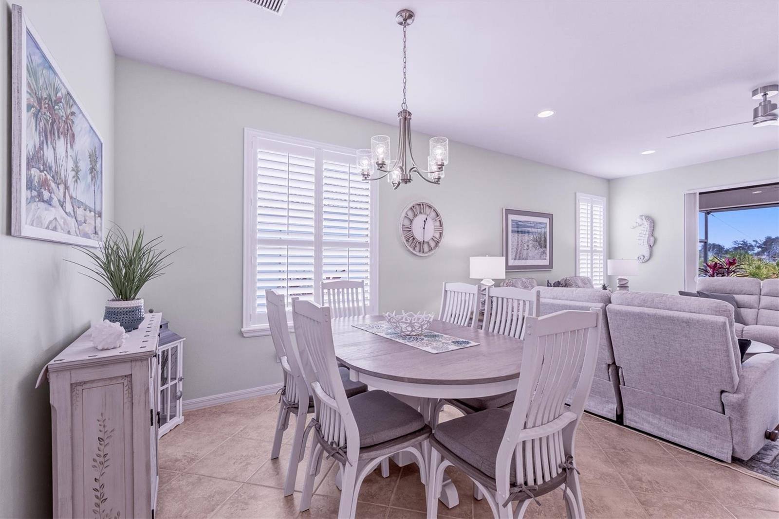 VENETIAN FALLS PH 2 - Residential