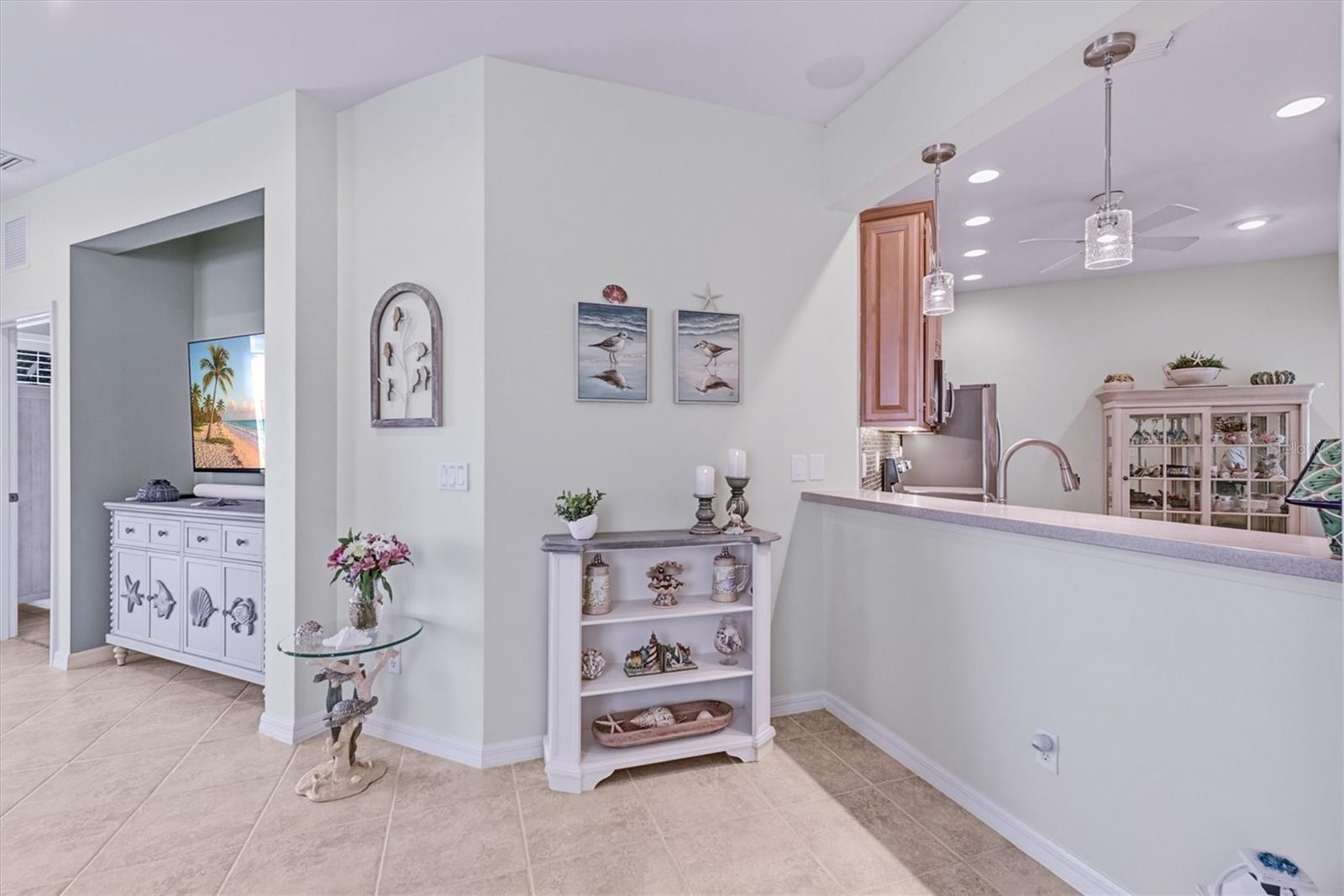 VENETIAN FALLS PH 2 - Residential