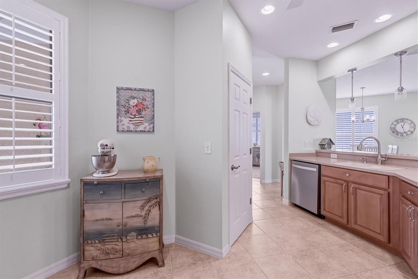 VENETIAN FALLS PH 2 - Residential