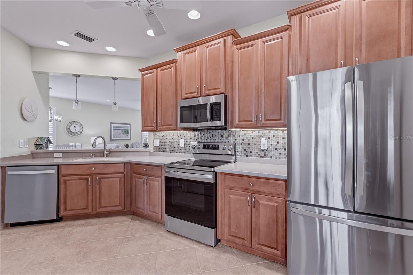 VENETIAN FALLS PH 2 - Residential