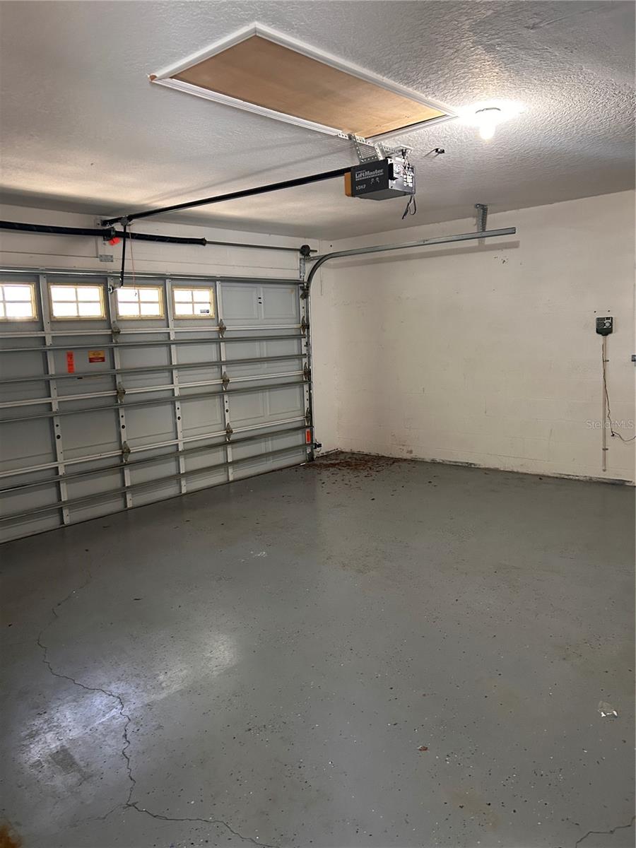 FISHHAWK RANCH PH 1 UNIT 6 - Residential