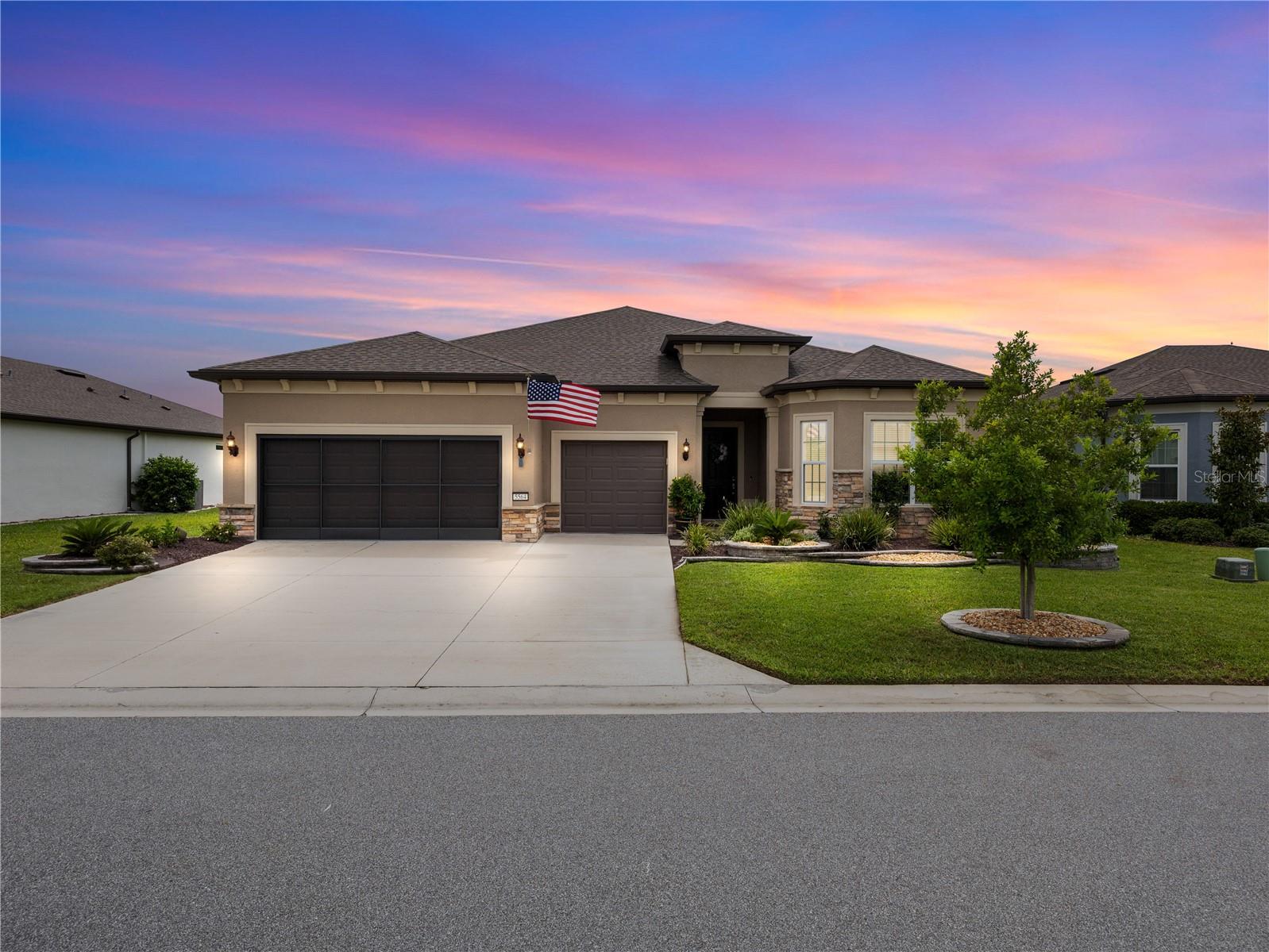 STONE CREEK BY DEL WEBB - Residential