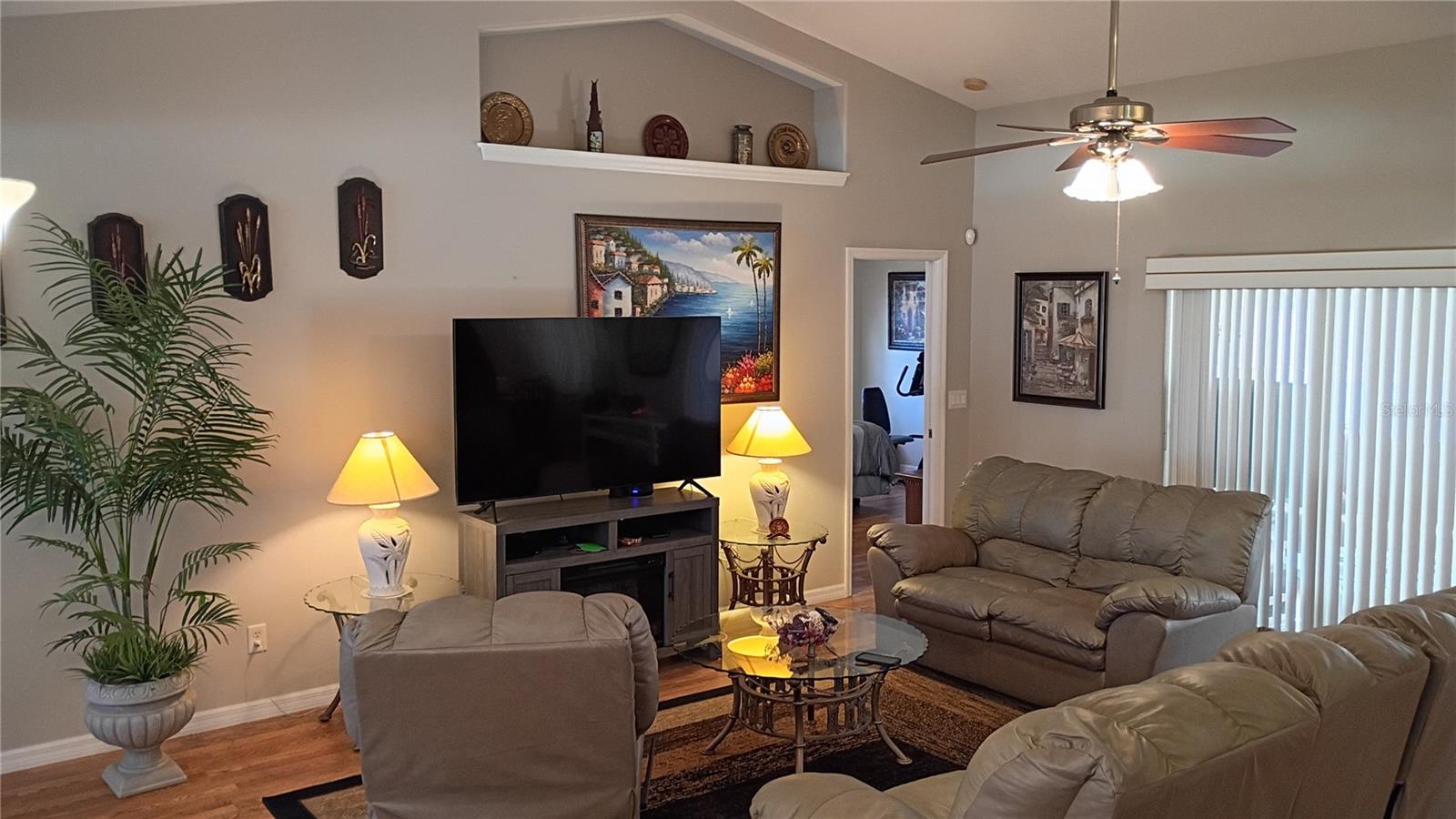 PALM HARBOR - Residential