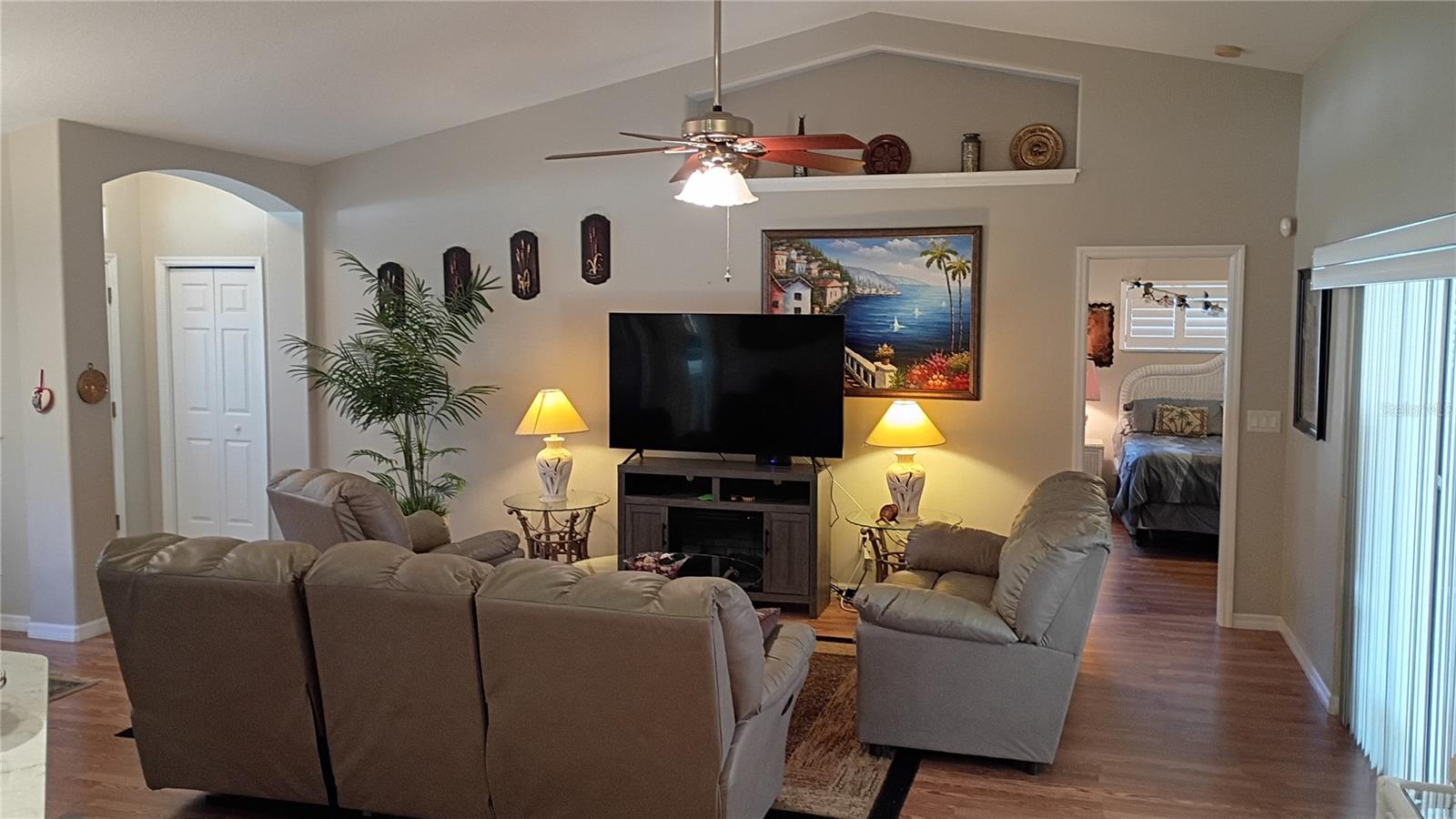 PALM HARBOR - Residential