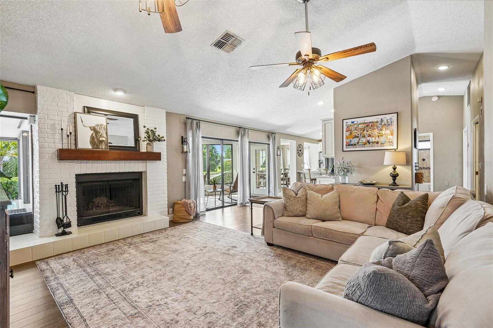 FAIRWAY SPGS - Residential