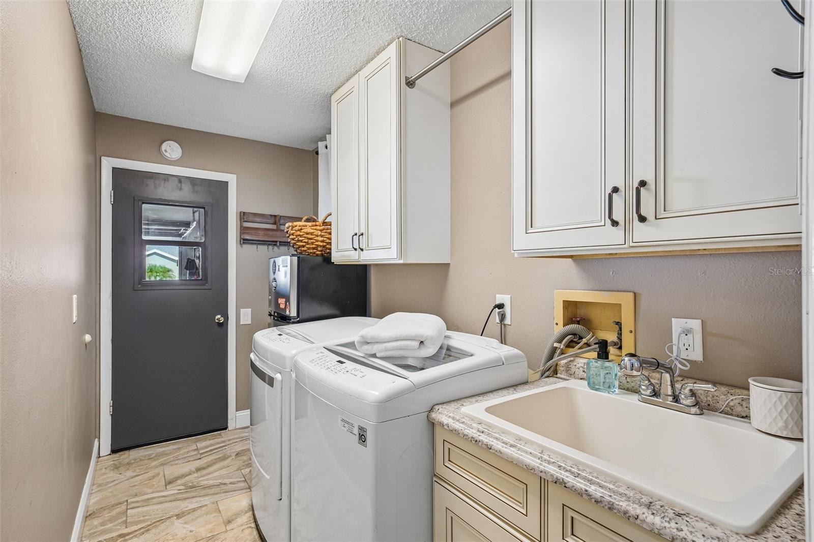 FAIRWAY SPGS - Residential