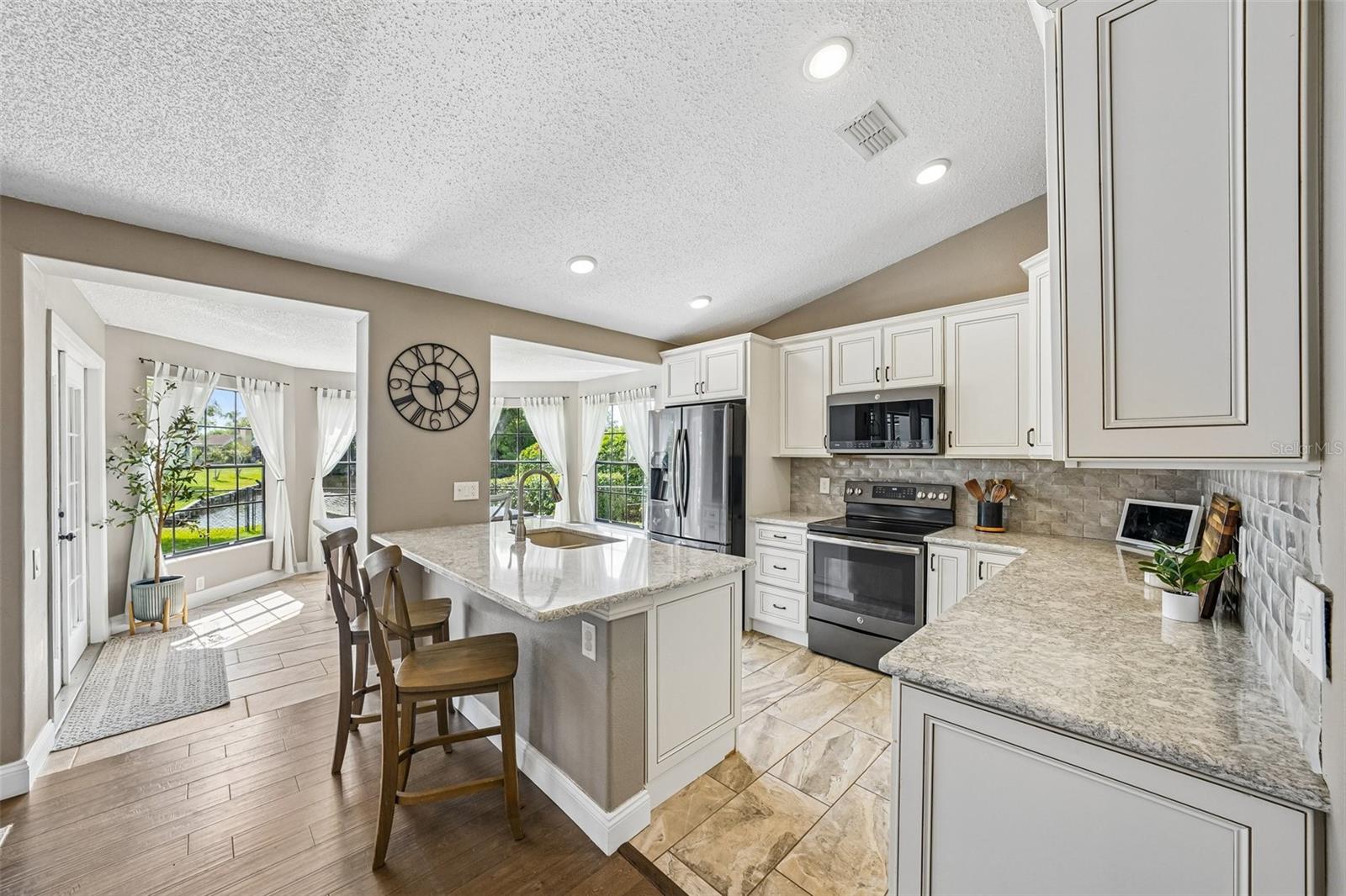 FAIRWAY SPGS - Residential