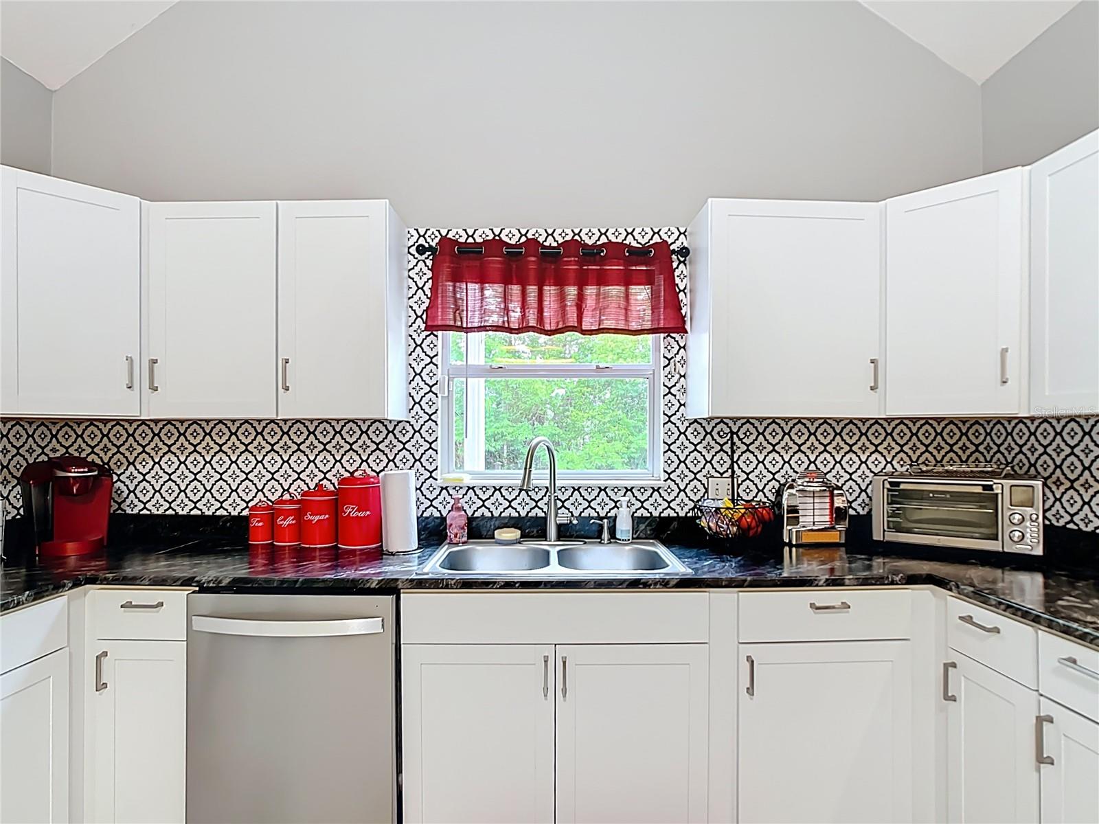 FRUITLAND PARK - Residential