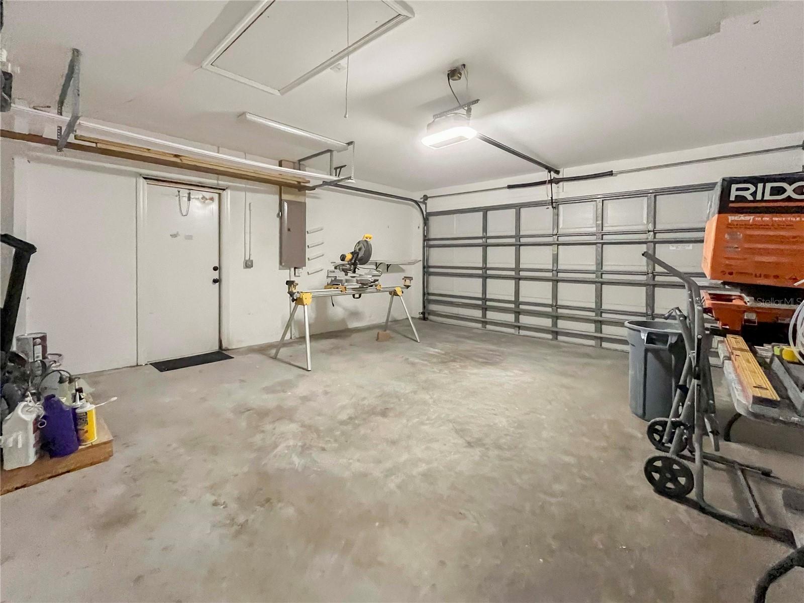 SUMMERWOOD - Residential Lease