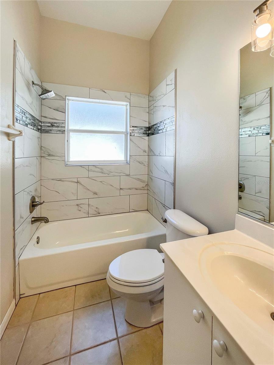 SUMMERWOOD - Residential Lease