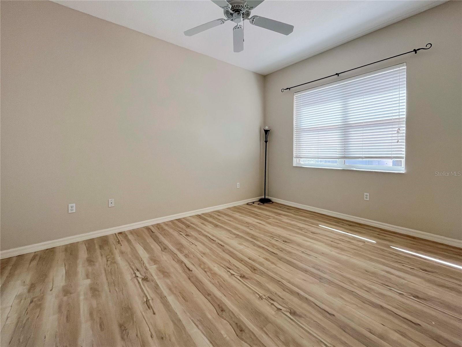 SUMMERWOOD - Residential Lease