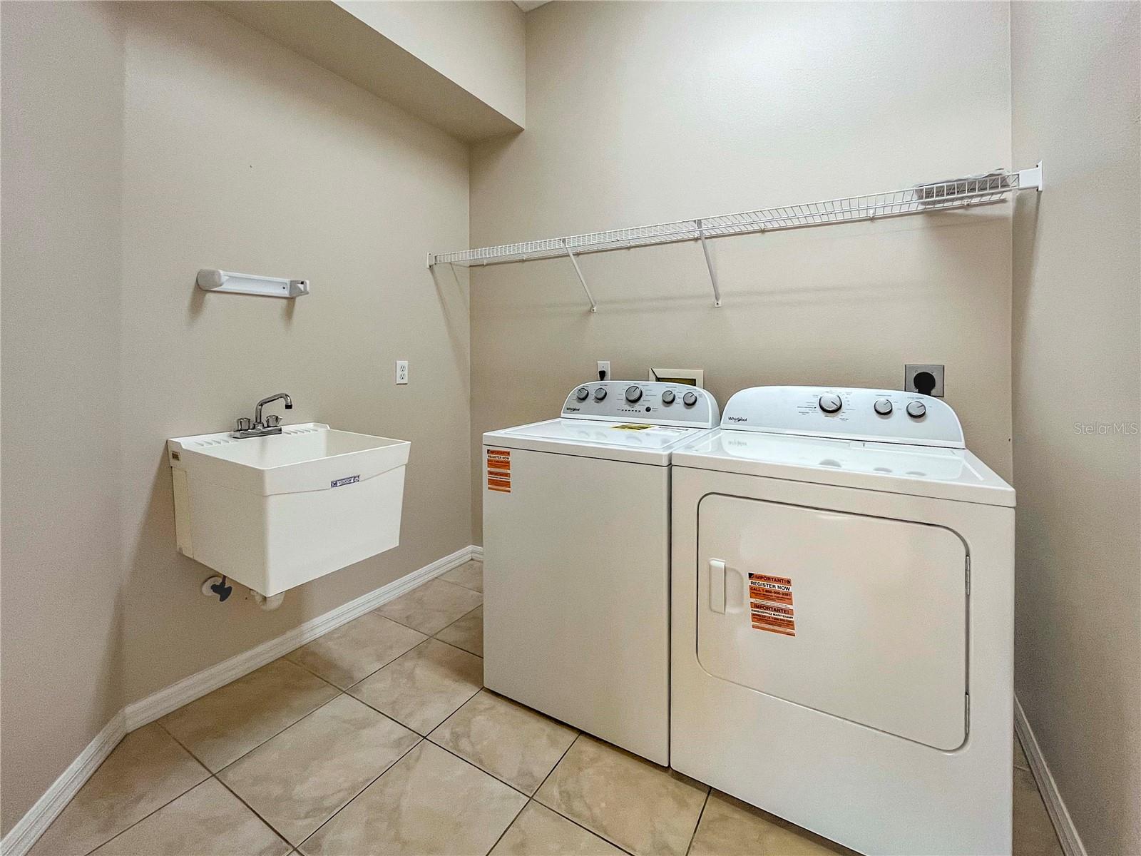 SUMMERWOOD - Residential Lease