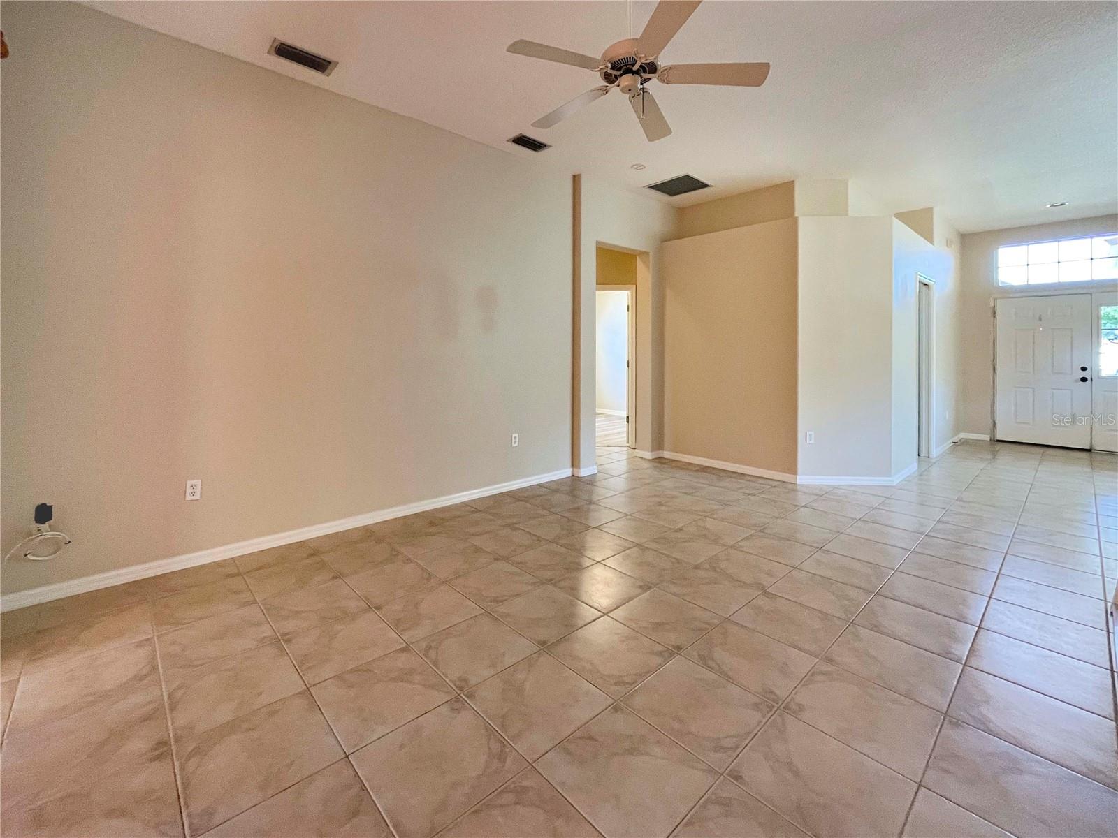 SUMMERWOOD - Residential Lease