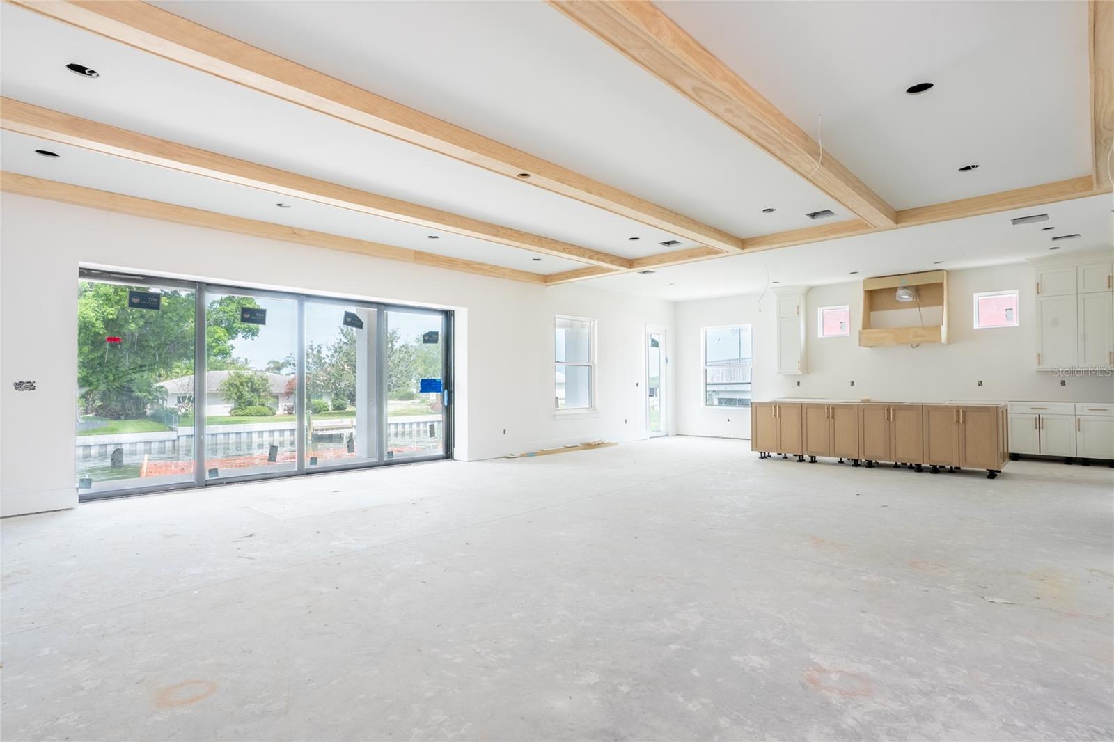 VENETIAN ISLES - Residential