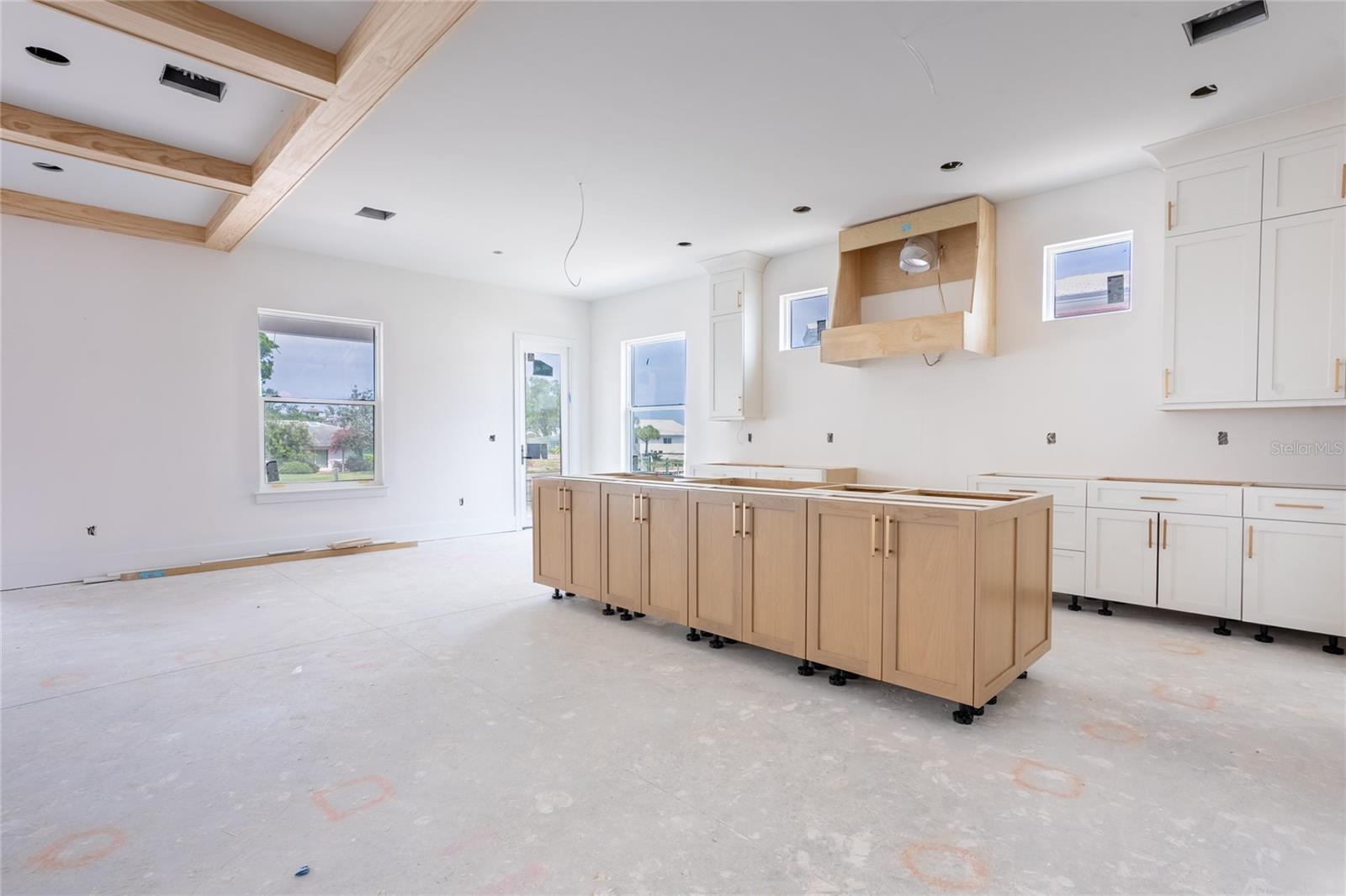 VENETIAN ISLES - Residential