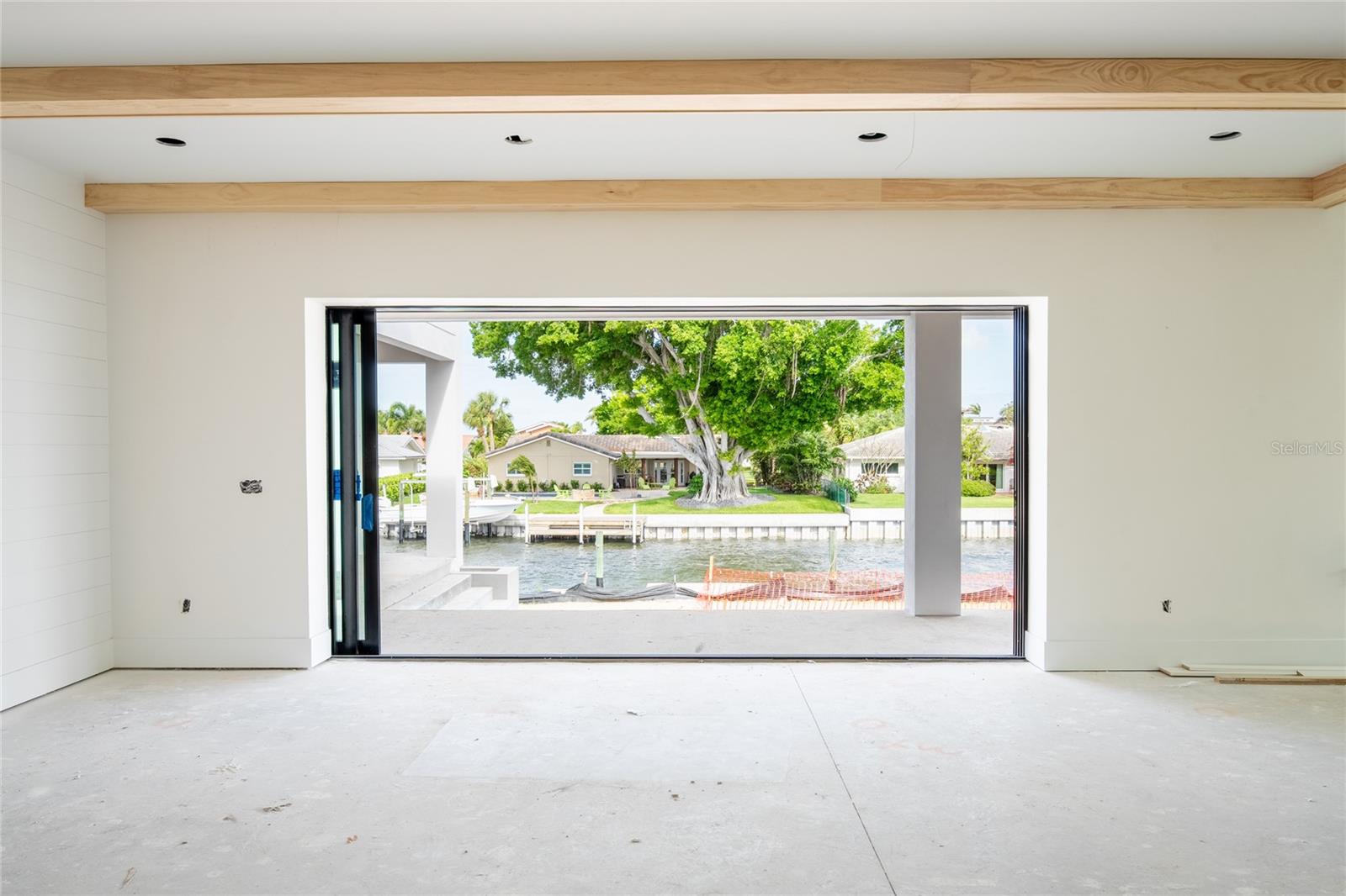 VENETIAN ISLES - Residential