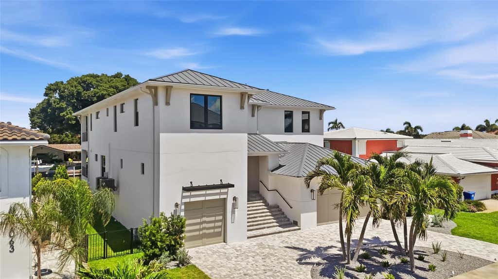 Photo of 2071 Illinois Avenue NE, St Petersburg, FL 33703 (MLS # TB8494822)