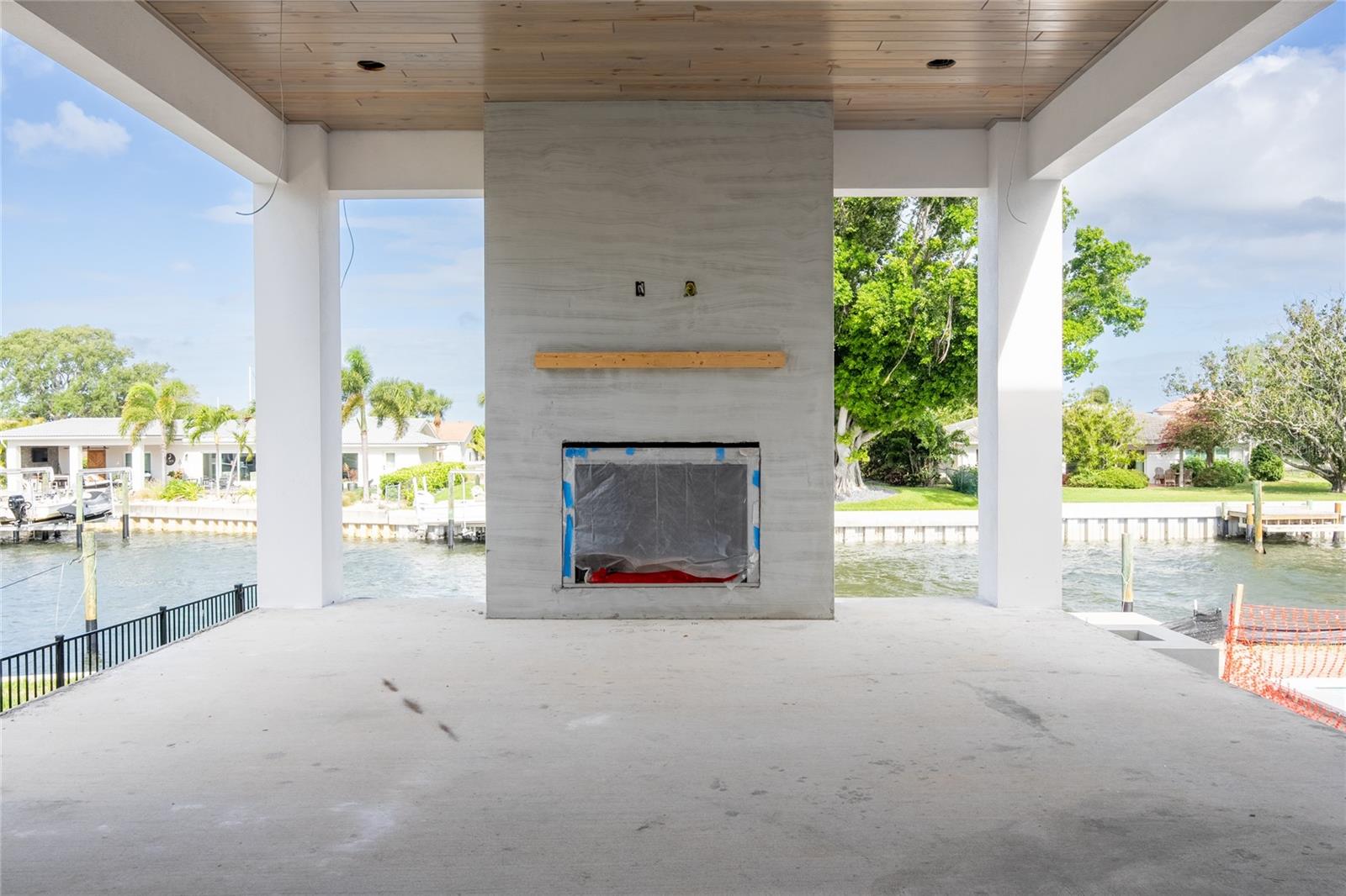 VENETIAN ISLES - Residential