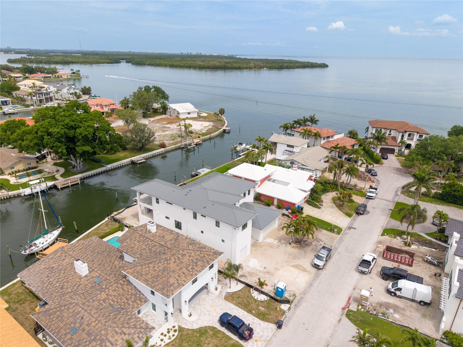 VENETIAN ISLES - Residential