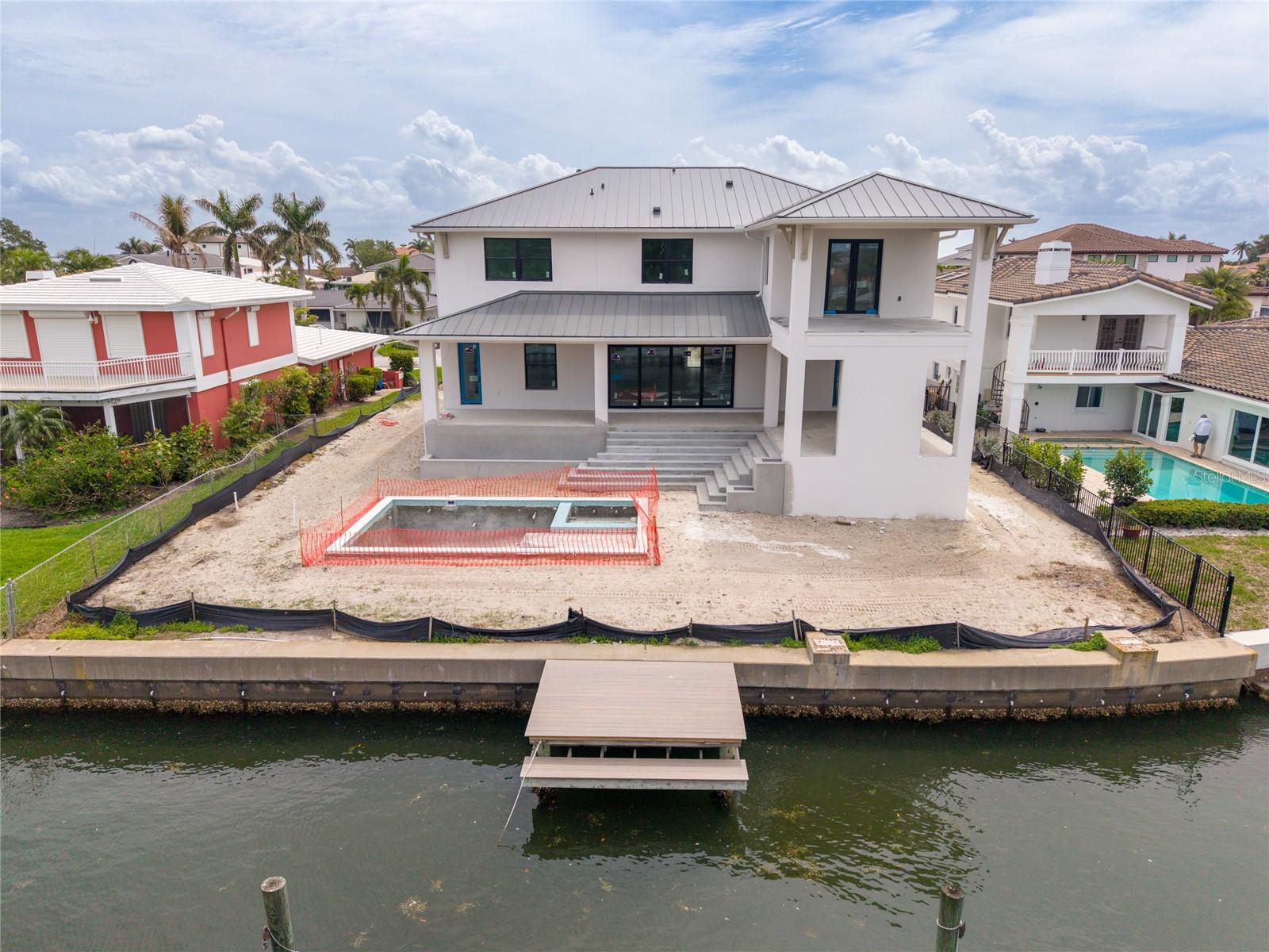 2071 ILLINOIS AVENUE NE