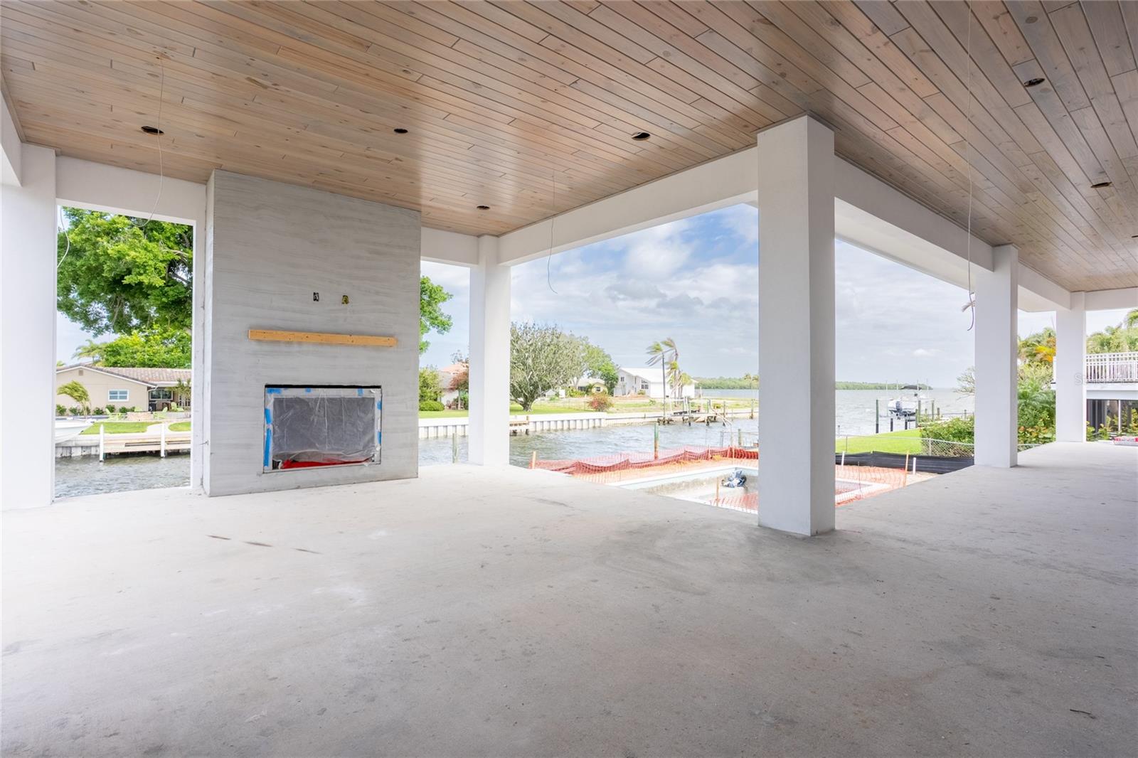 VENETIAN ISLES - Residential