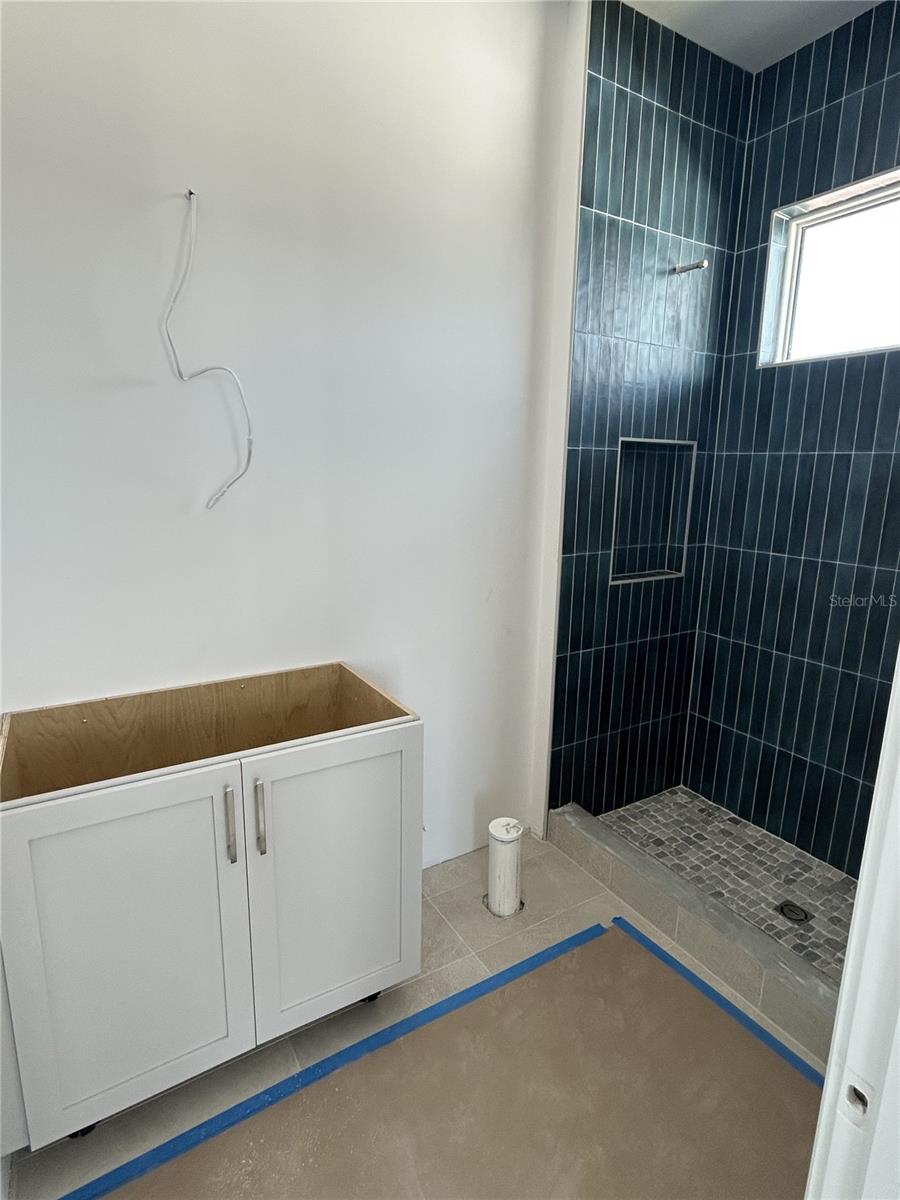 VENETIAN ISLES - Residential