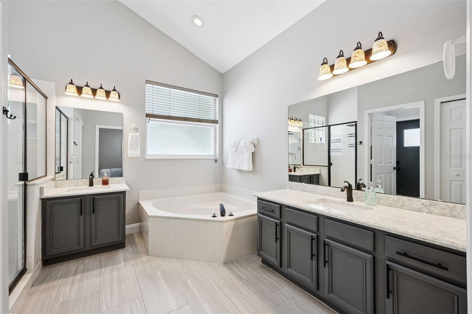 WEKIVA CLUB - Residential