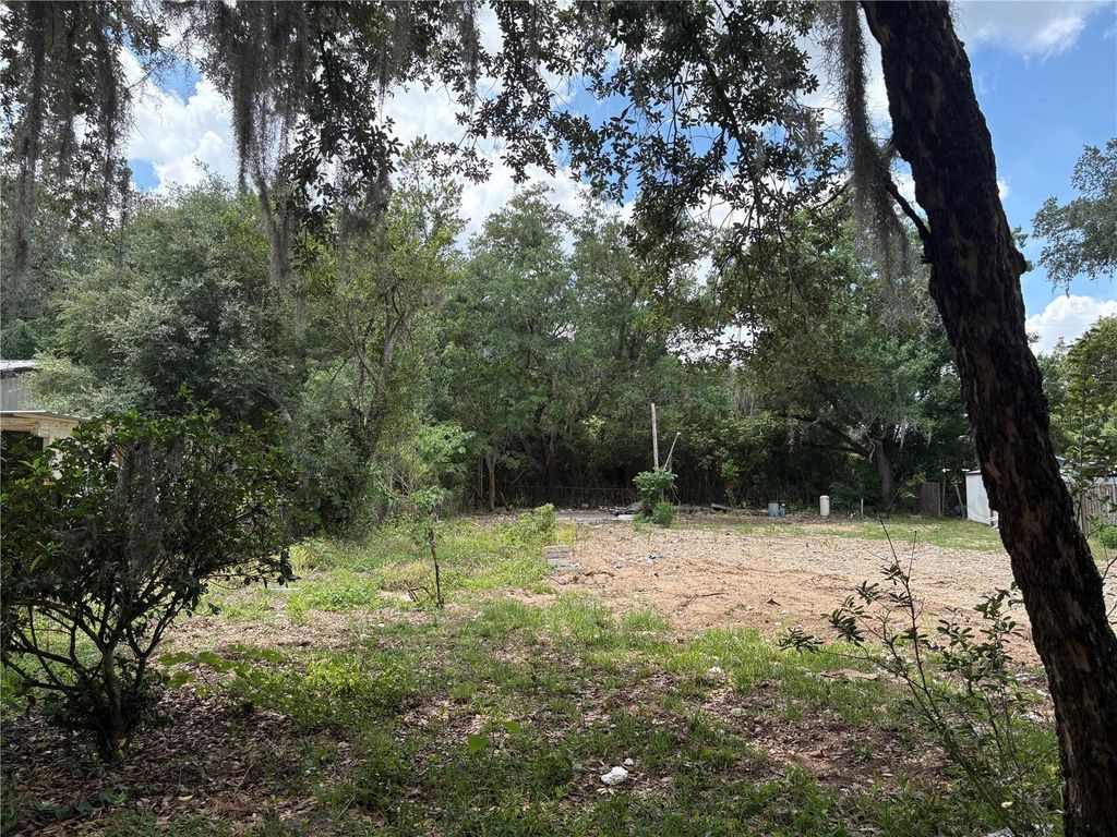 Photo of 510 Briar Meadows Dr, Valrico, FL 33594 (MLS # TB8507127)