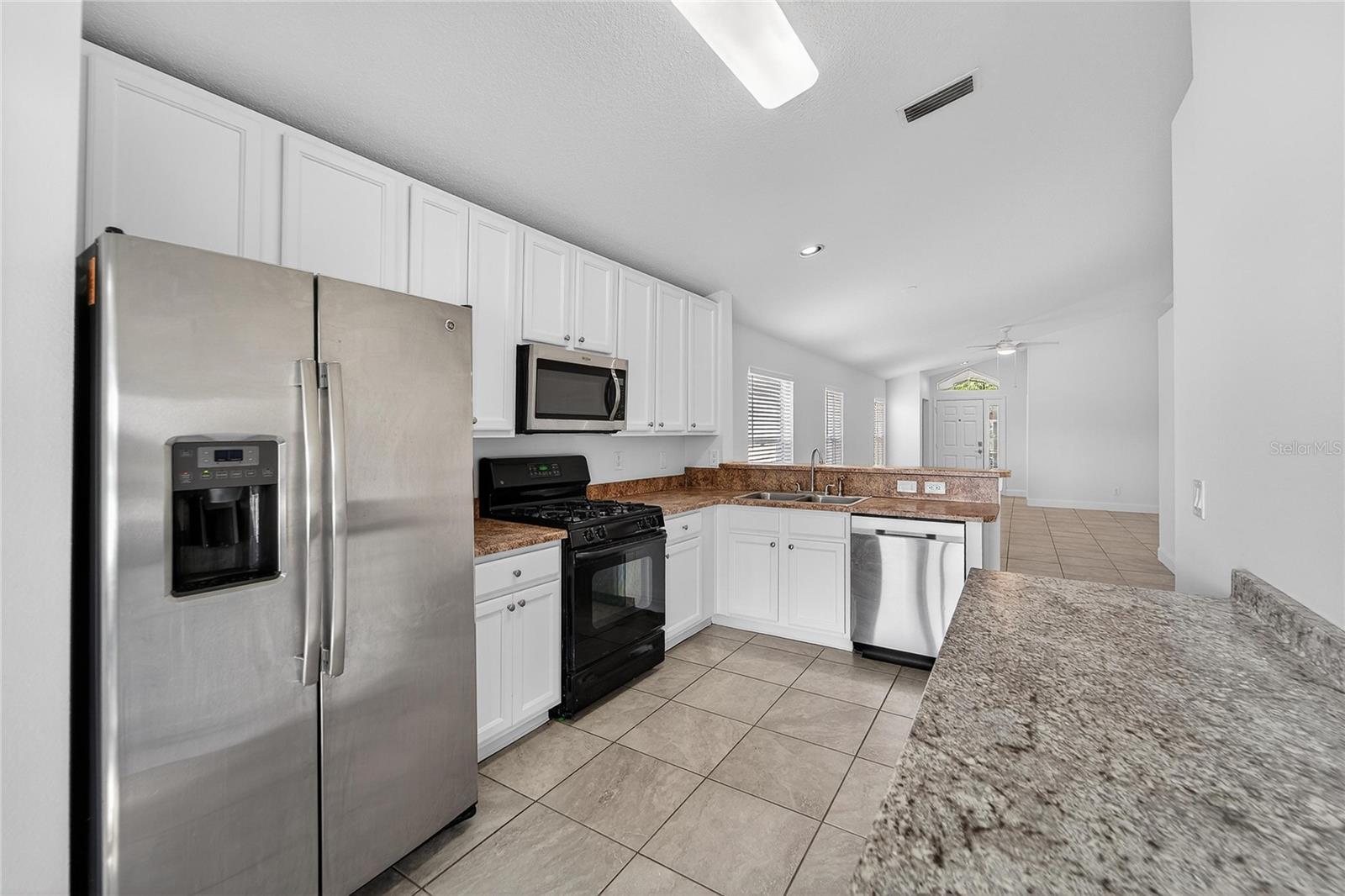 LAKESIDE TR A1 - Residential