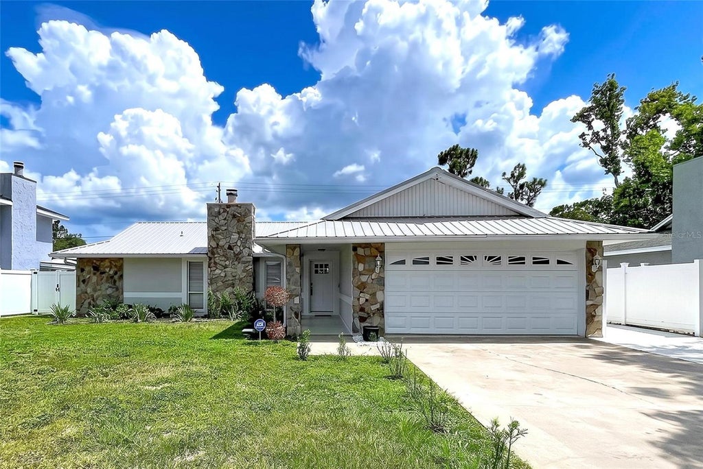 Photo of 5520 Fulmar Drive, Tampa, FL 33625 (MLS # TB8523899)