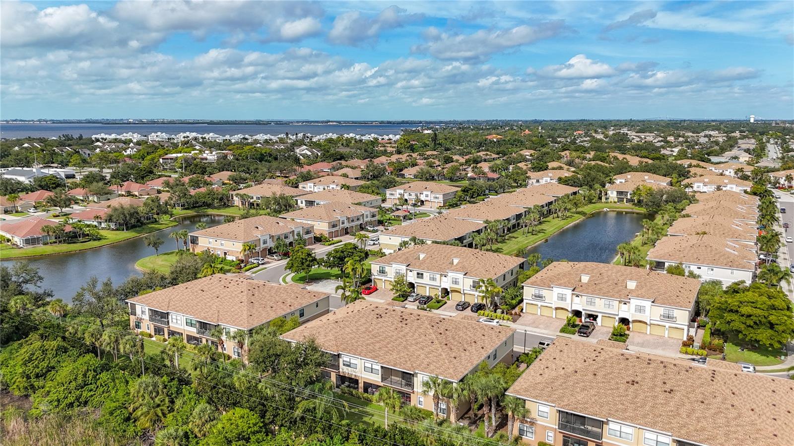 PALMA SOLA TRACE - Residential