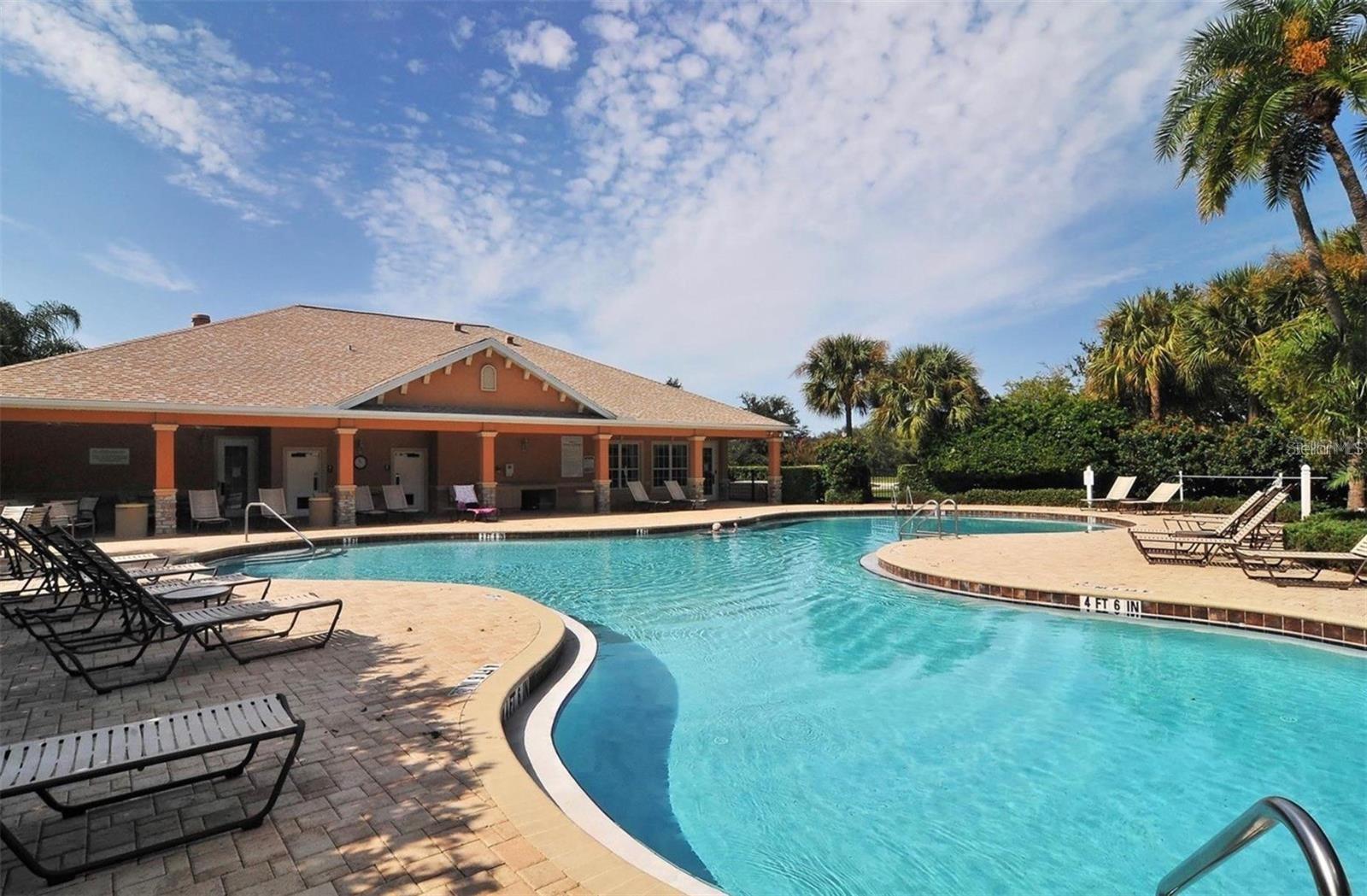 PALMA SOLA TRACE - Residential