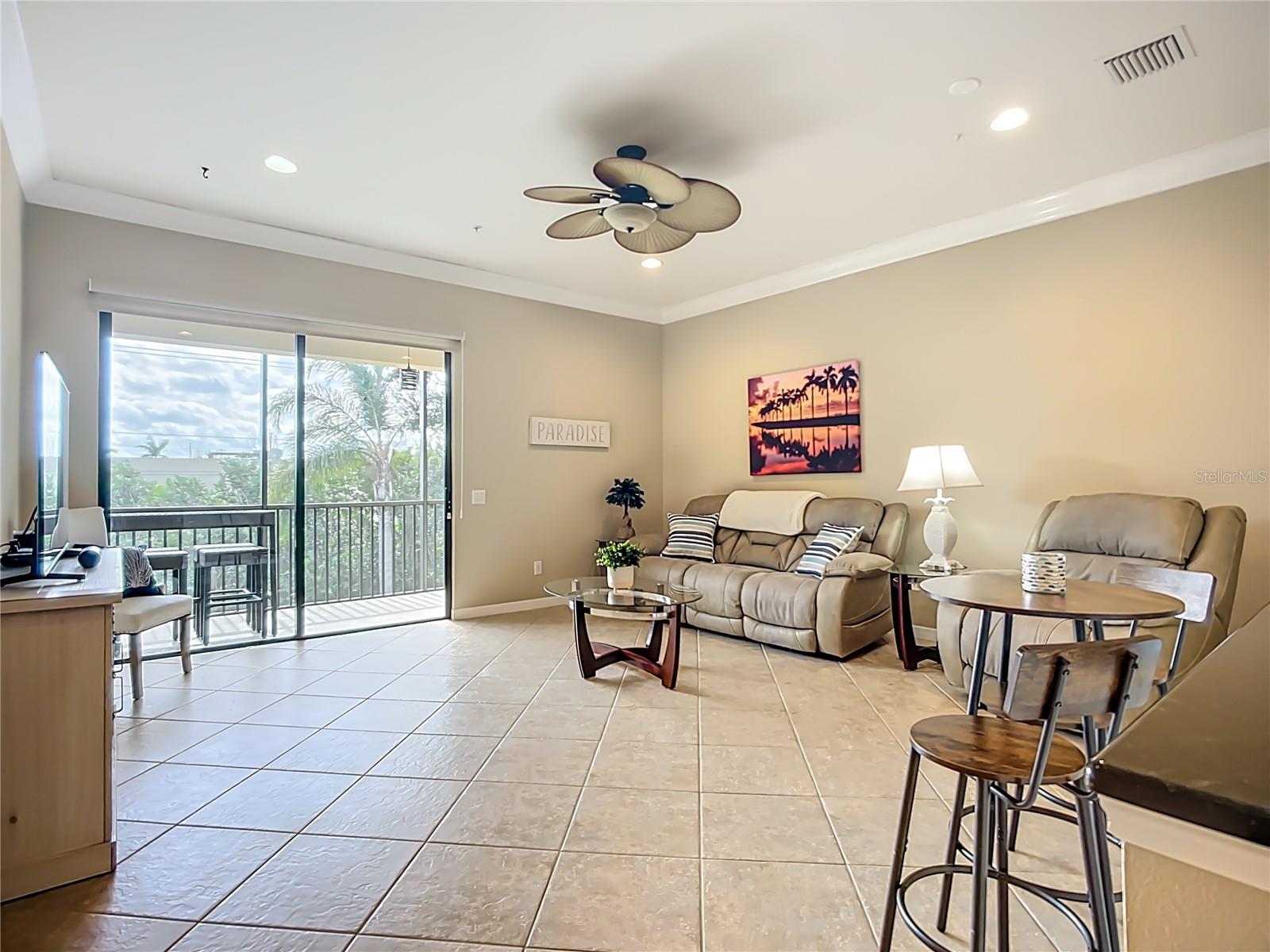 PALMA SOLA TRACE - Residential